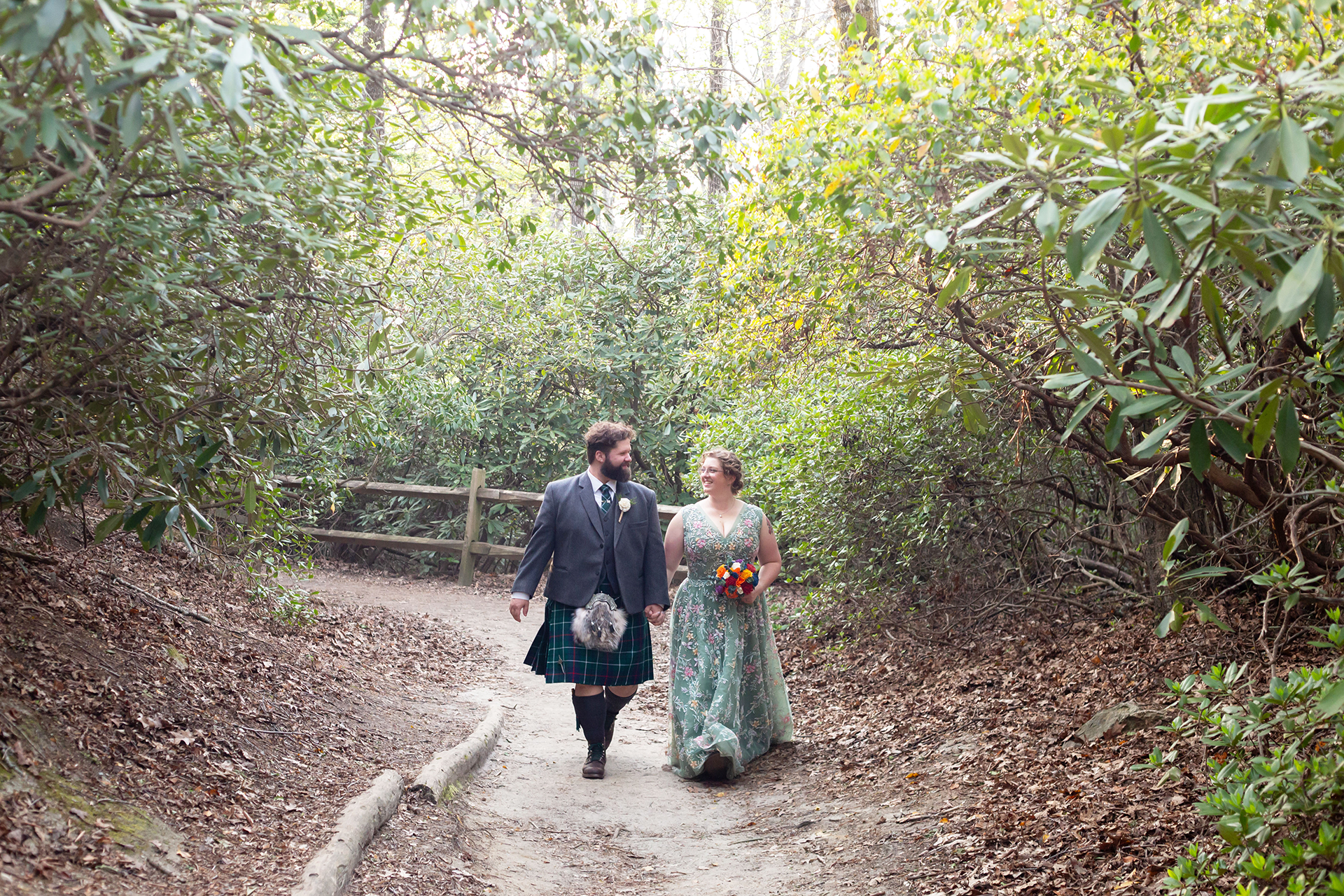 Elopement photos at Caesars Head State Park | Christine Scott Photography