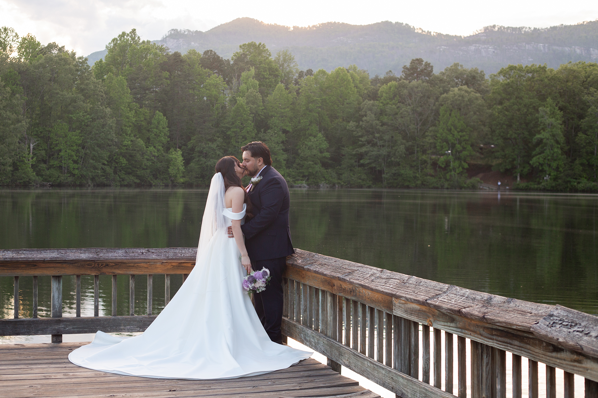 Elopement at Table Rock State Park | Christine Scott Photography