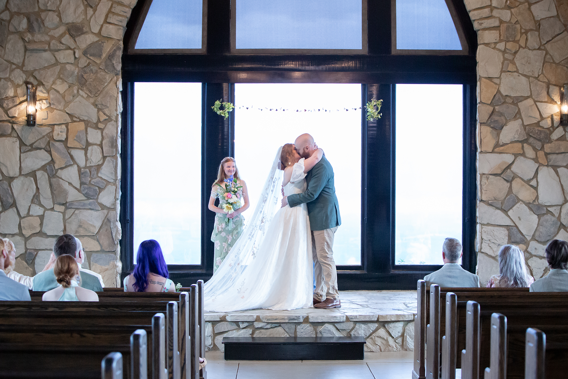 Wedding at Cliffs at Glassy Chapel | Christine Scott Photography