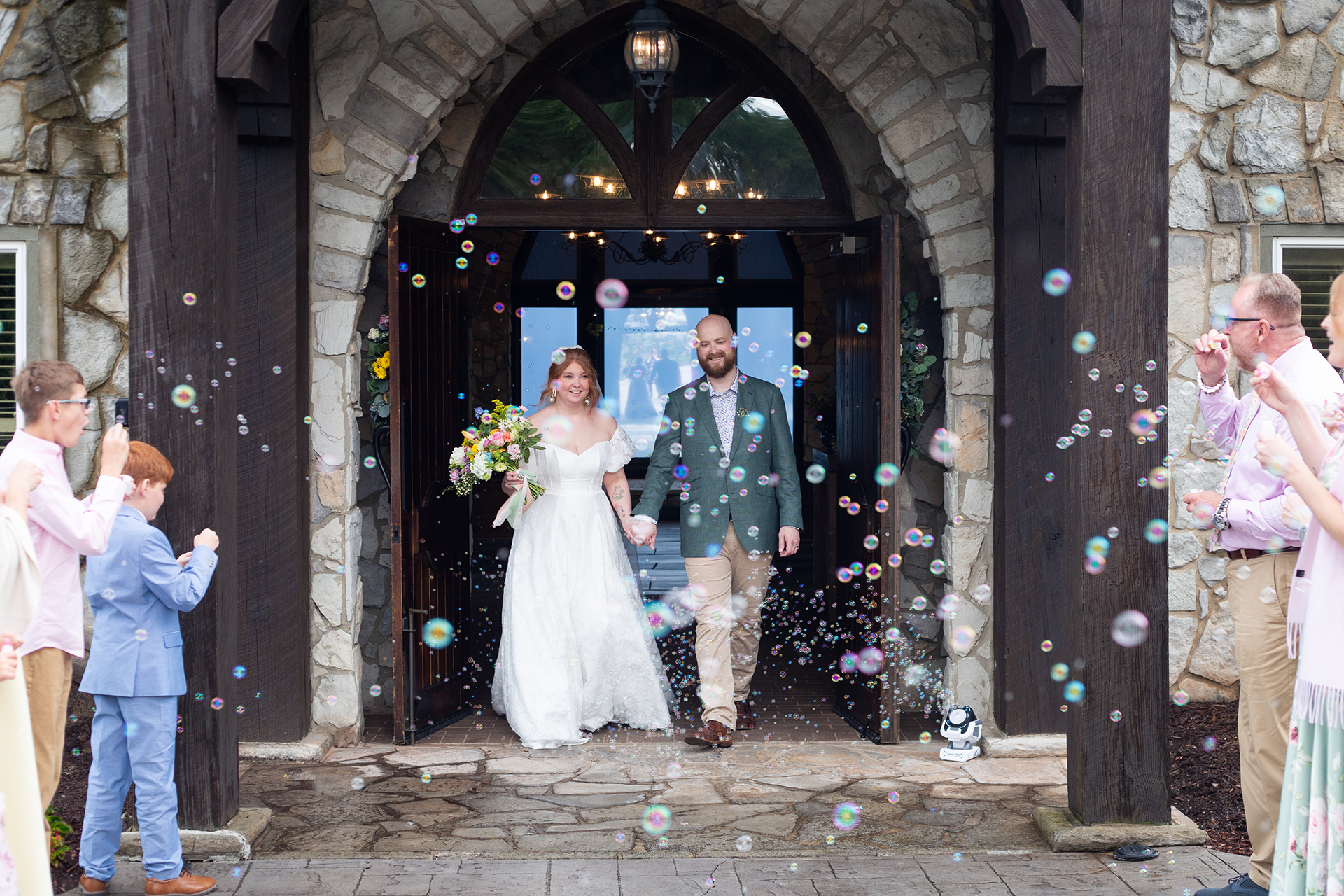 Wedding at Cliffs at Glassy Chapel | Christine Scott Photography