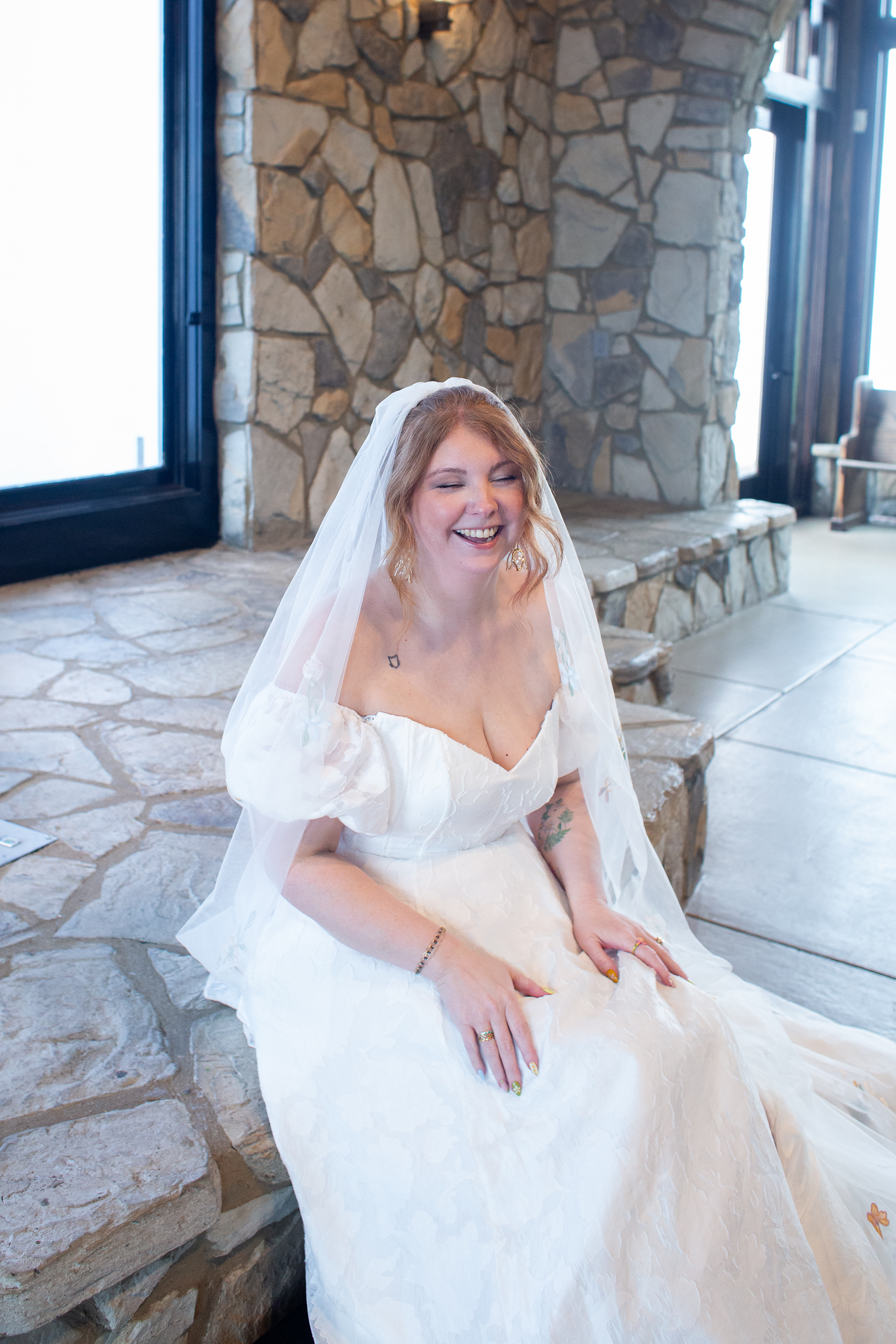 Wedding at Cliffs at Glassy Chapel | Christine Scott Photography