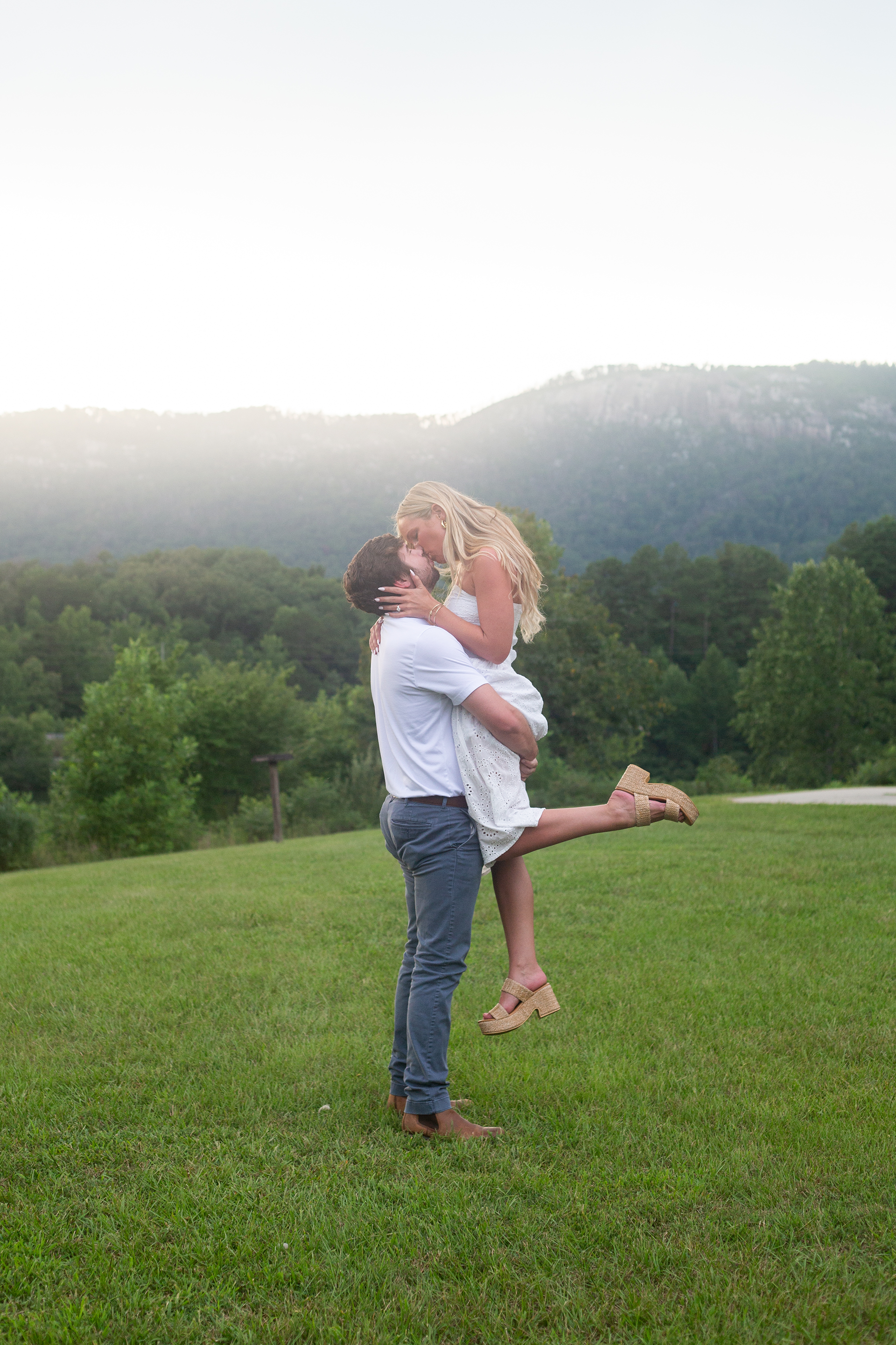 Engagement photos at Table Rock State Park | Christine Scott Photography