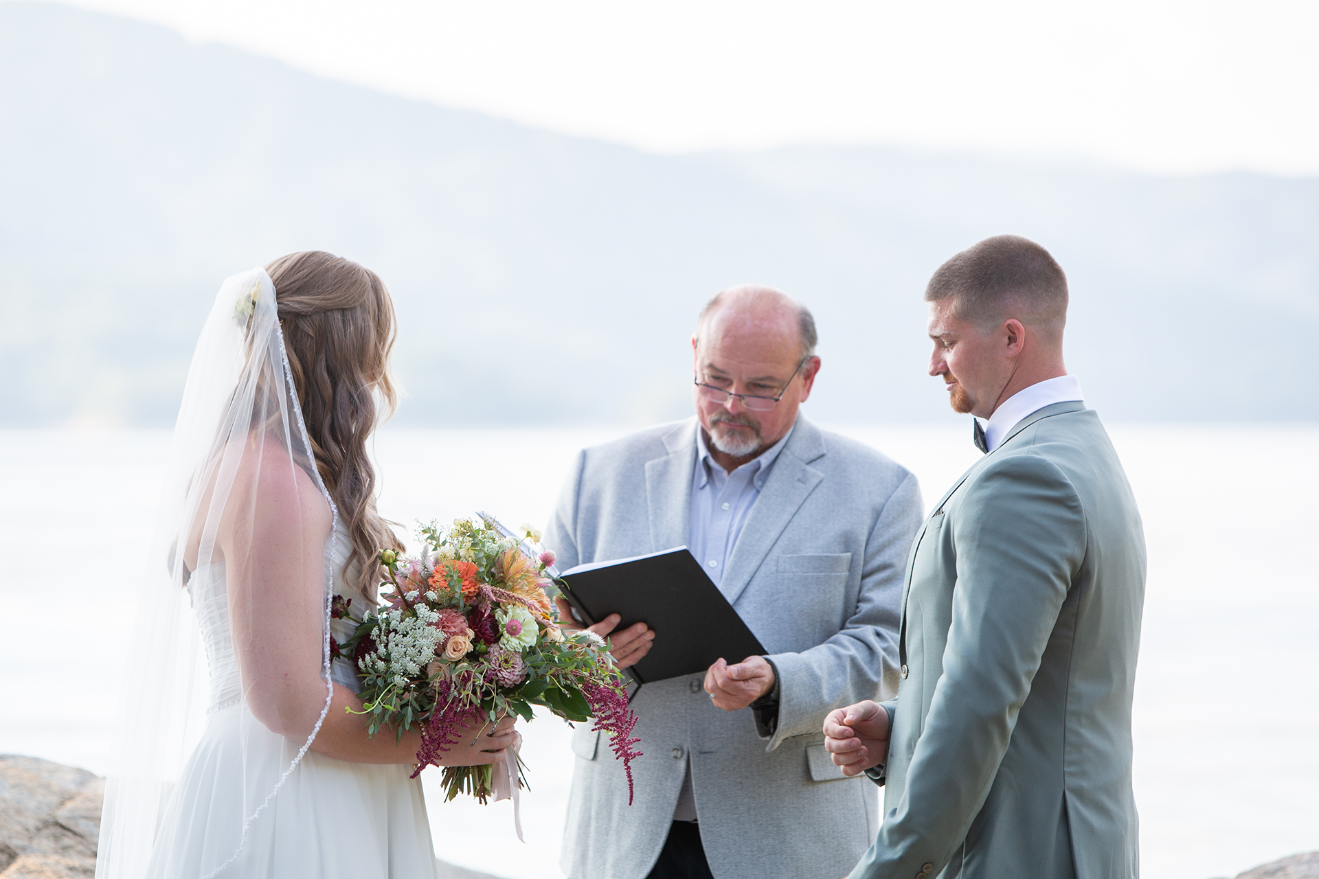 Lake Jocassee Wedding | Christine Scott Photography