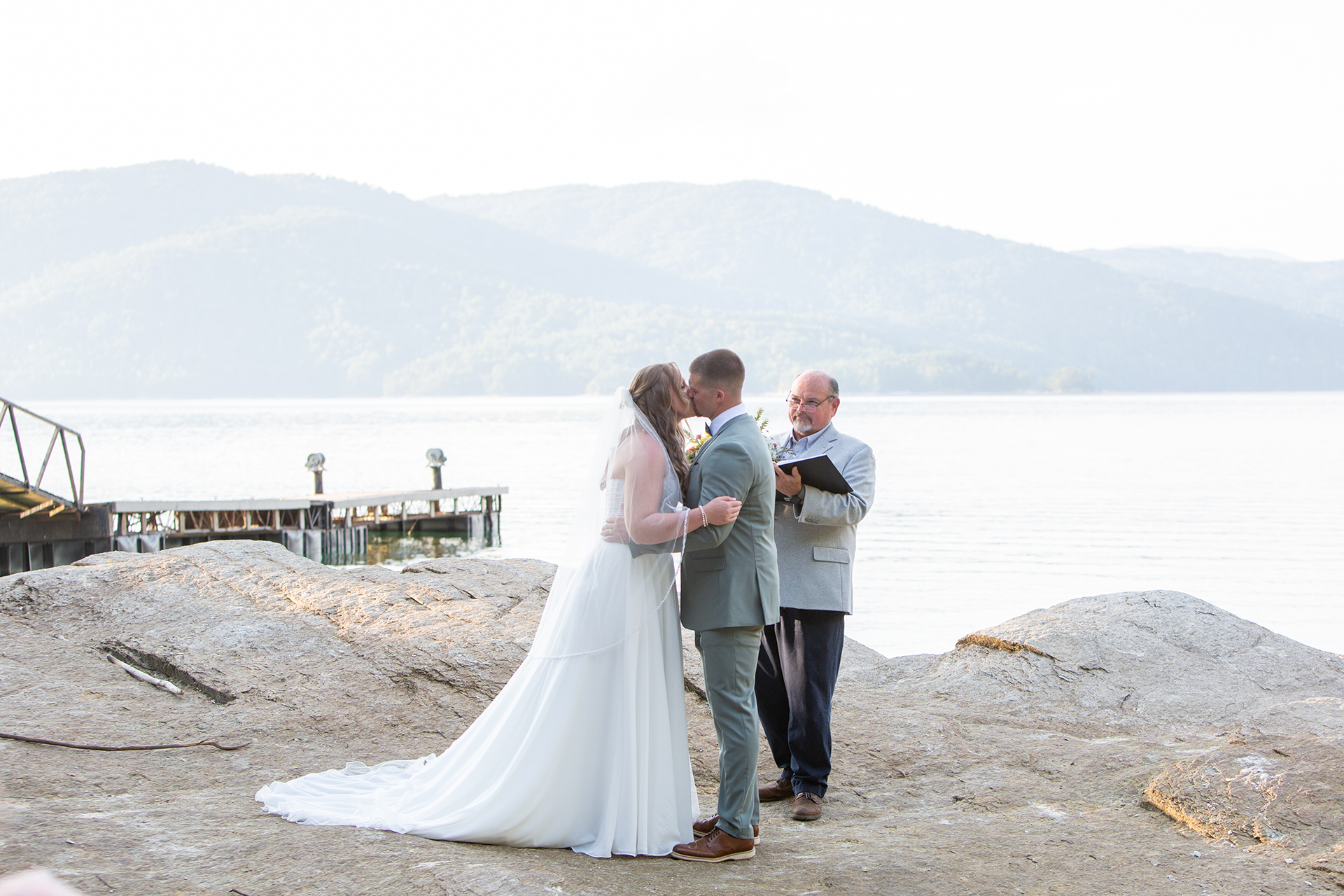 Devils Fork State Park Wedding | Christine Scott Photography