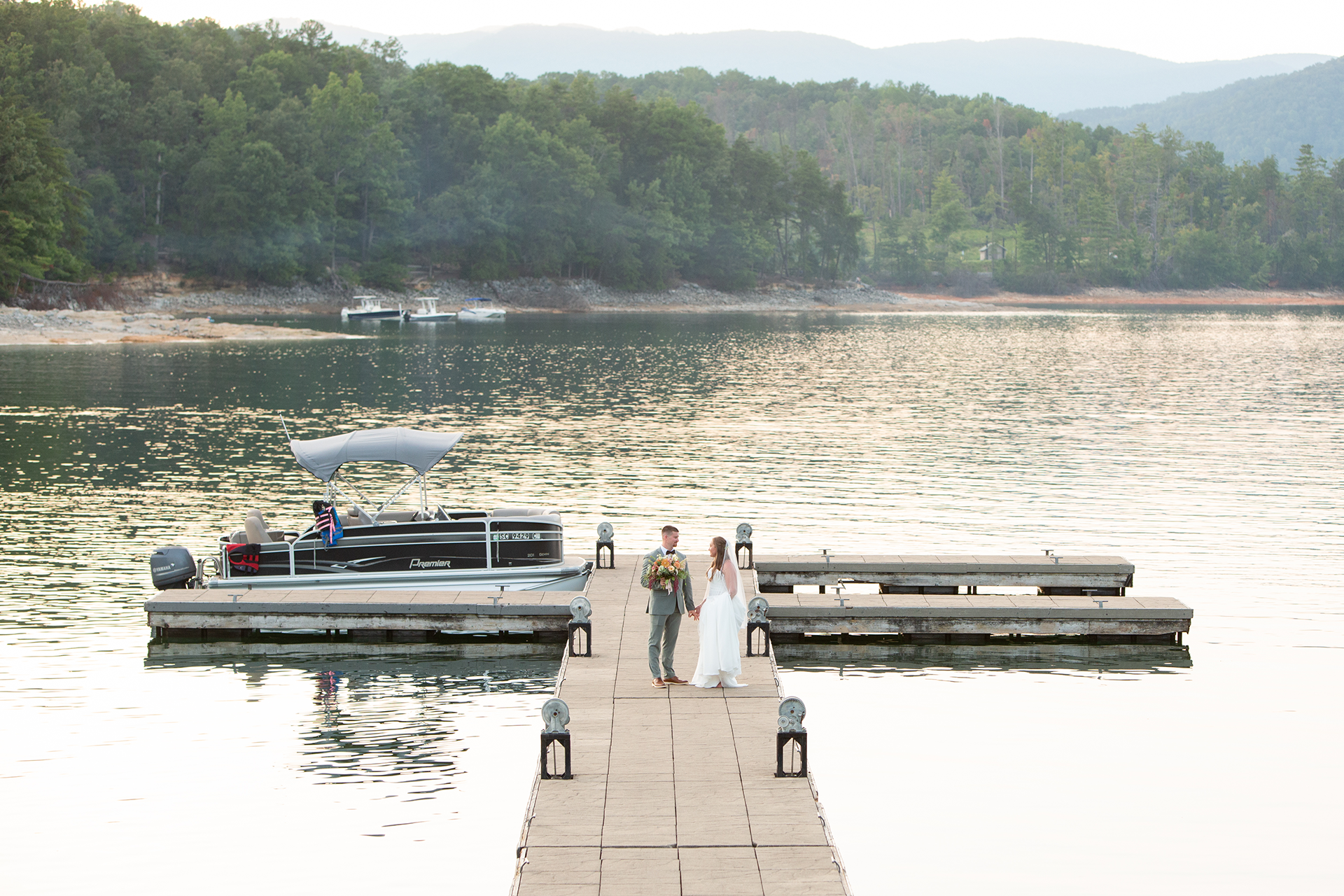 Lake Jocassee Wedding | Christine Scott Photography