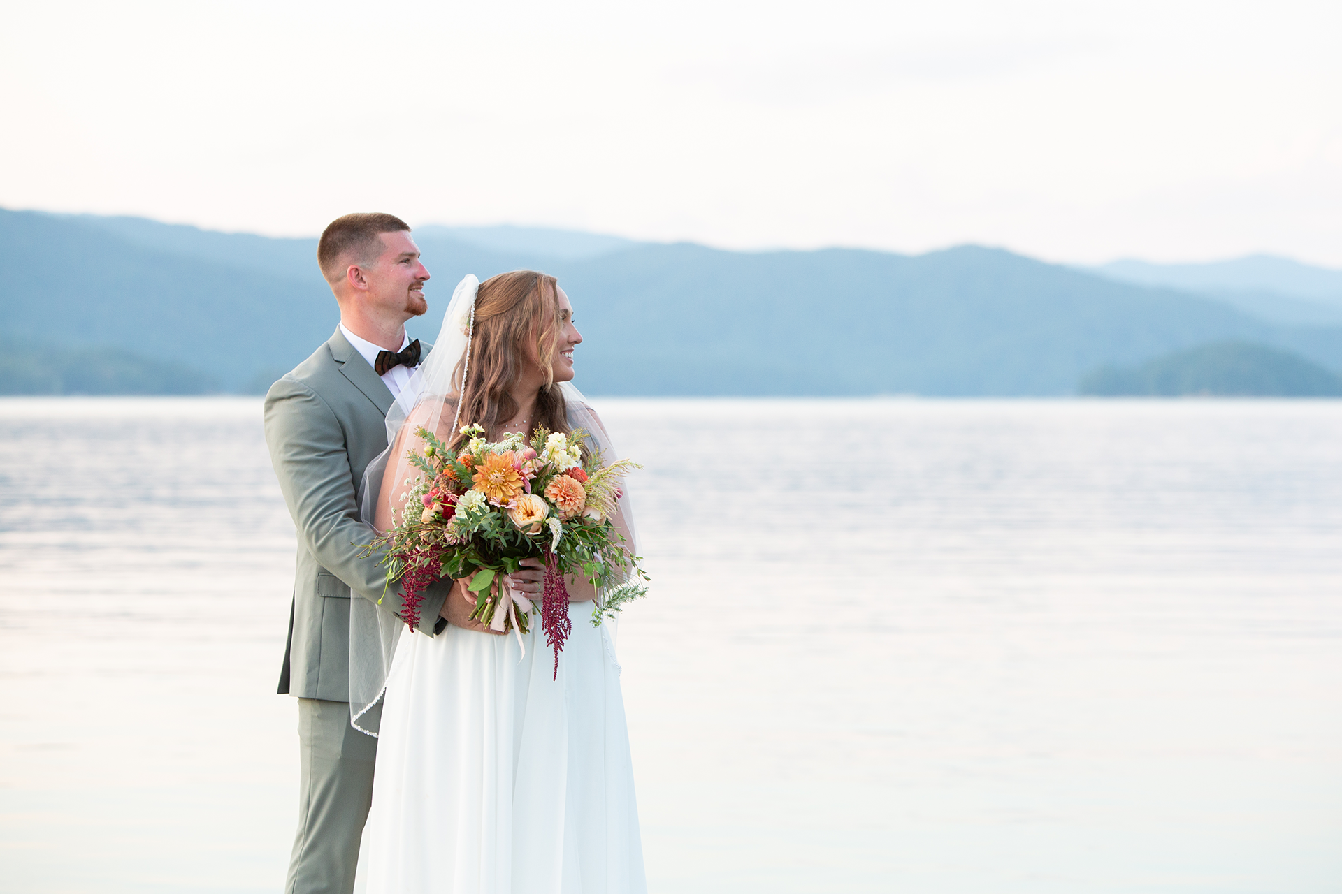 Lake Jocassee Wedding | Christine Scott Photography