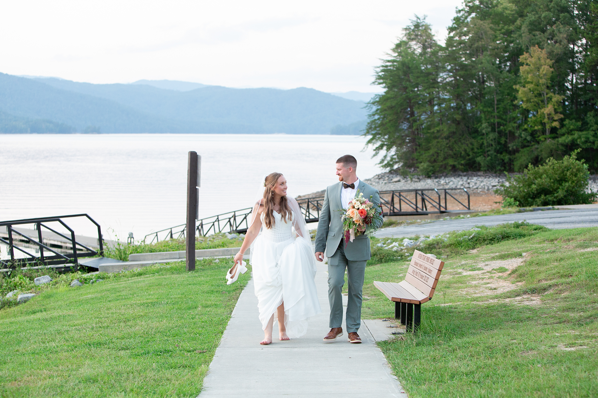 Lake Jocassee Wedding | Christine Scott Photography