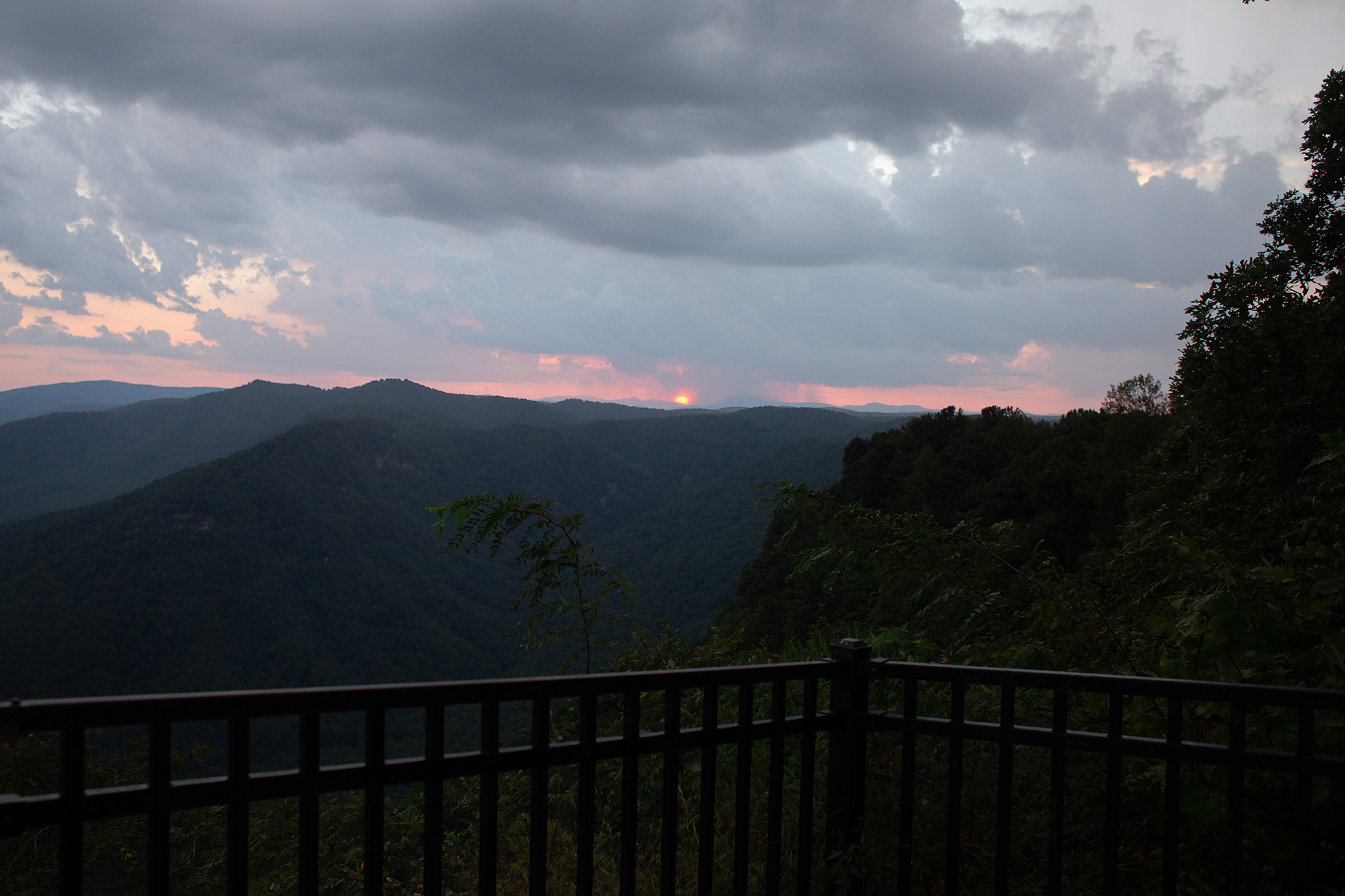 Engagement photos at Caesars Head State Park | Christine Scott Photography