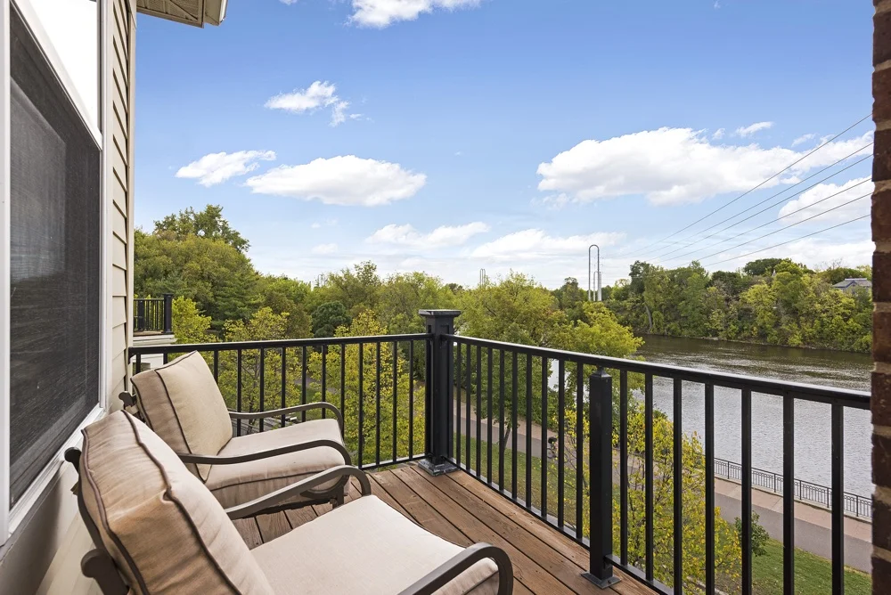 301-W-River-Pkwy-#104 (26).jpg