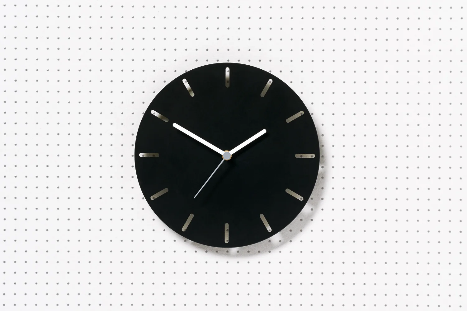 David_Weatherhead_Aperture_Clock_ByShop.jpg