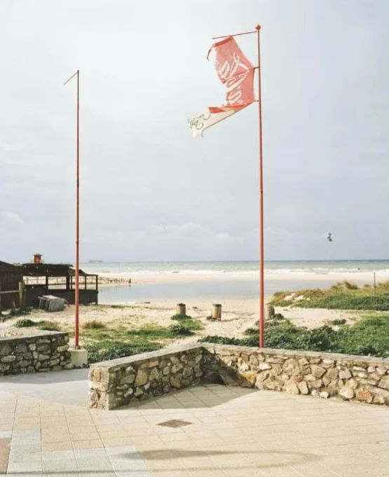 Playa de los Lances, Tarifa, Spain 2009, Photographer: Eva Leitolf A vessel with more than thirty people on board sank near Tarifa on 15 September 1997. Six passengers survived, fourteen corpses were found on the Playa de los Lances and an unknown number were lost at sea. El País, 16 September 1997