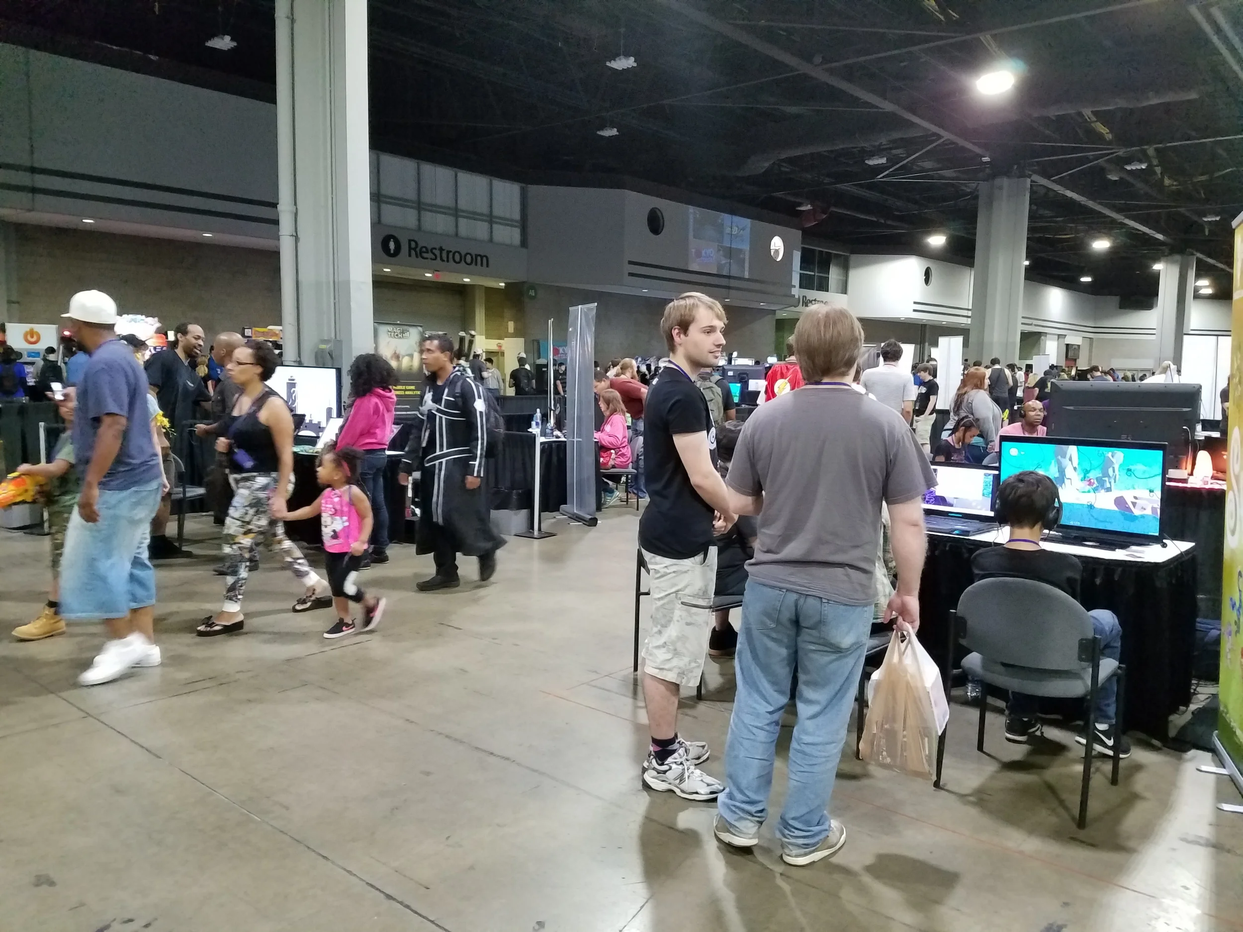 LOTS OF GAMING. There were arcade games to the left, indie games in the middle, and console games (not shown) on the right, as well as tabletop gaming (not shown) in the back on the right.