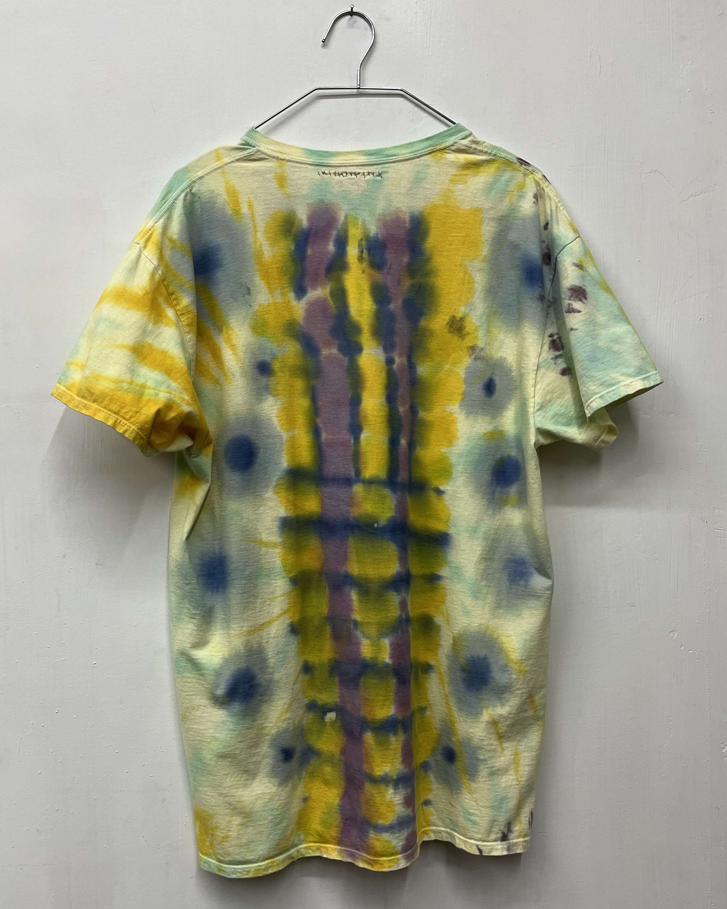 tshirt_lightworker_XL_back.jpg