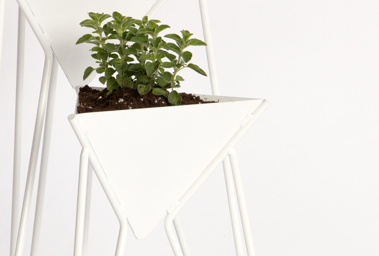 PlanterLarge_Header_White1.jpg
