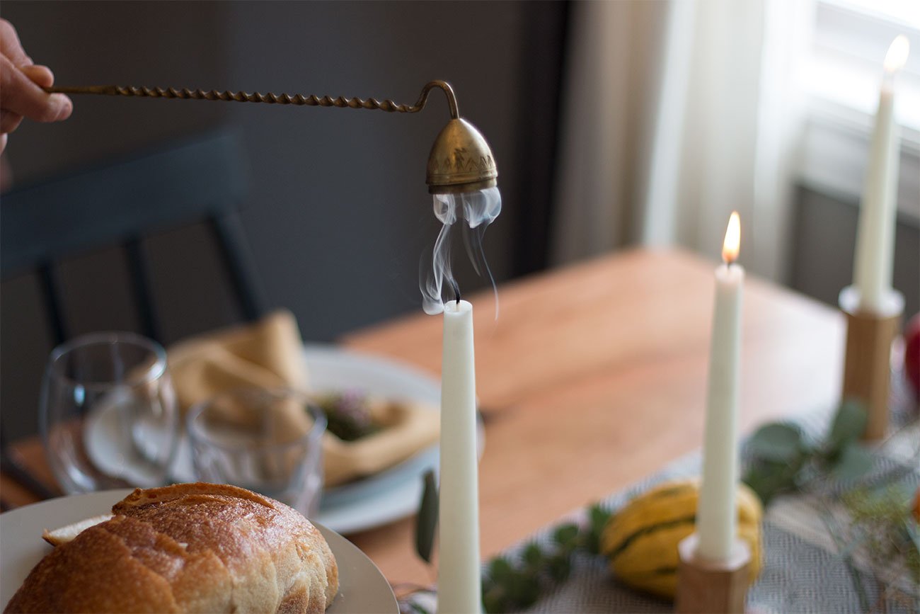 Setting Your Dining Table for Gatherings