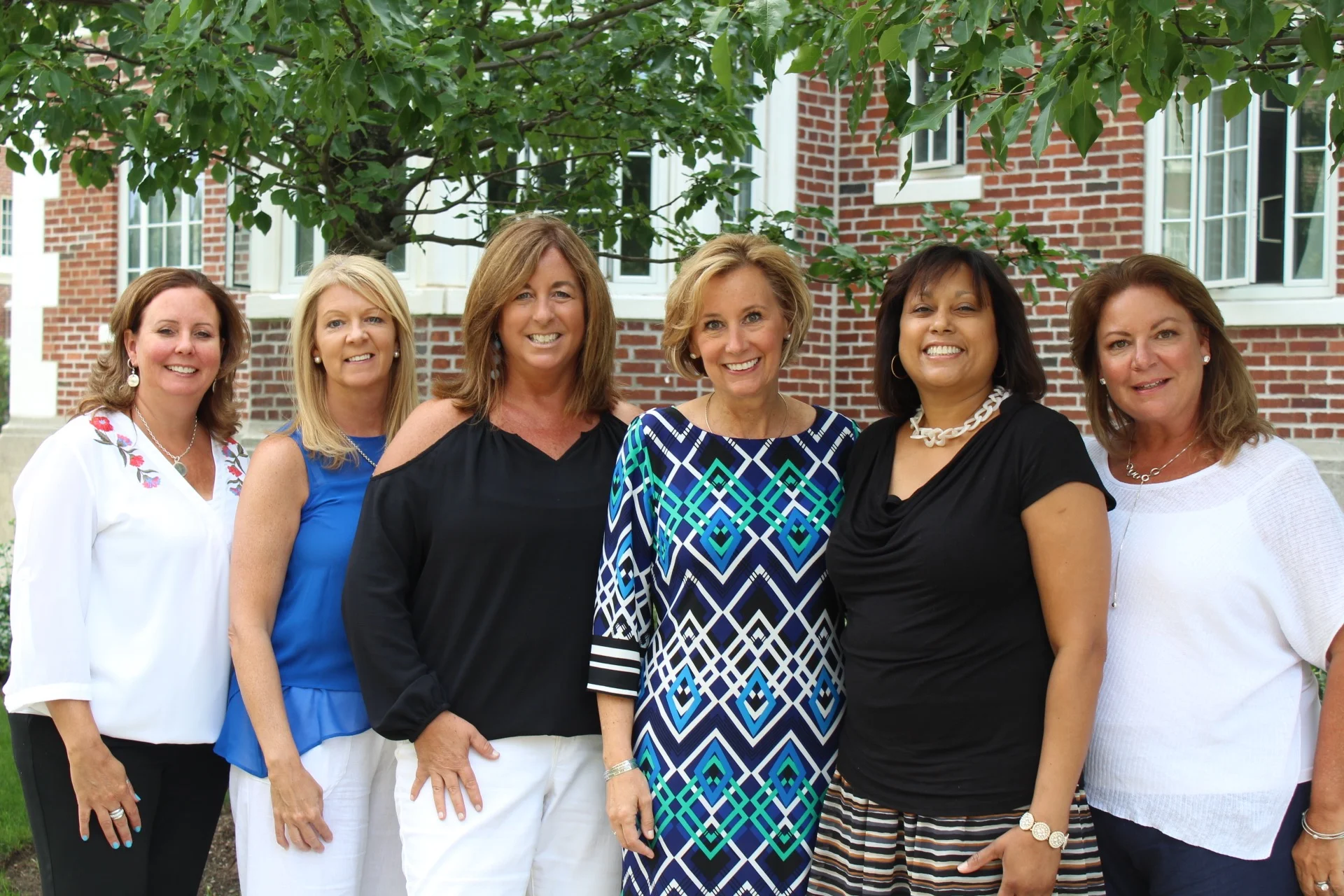2018 Board members with Wendy Steele, founder of Impact 100.