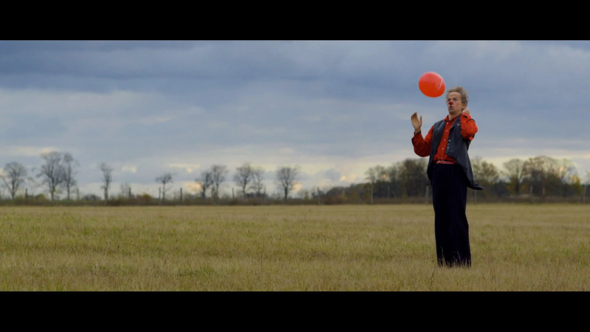 04-clown-screen-02-hd.jpg