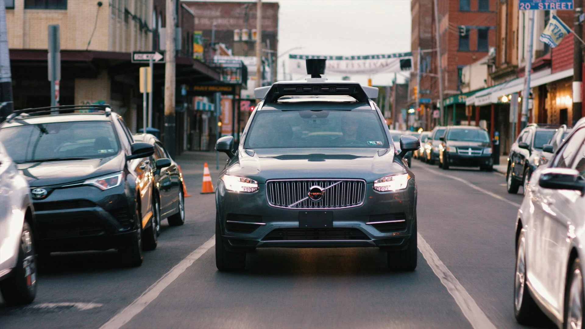 08-selfdrivinganthem-screen-06.jpg