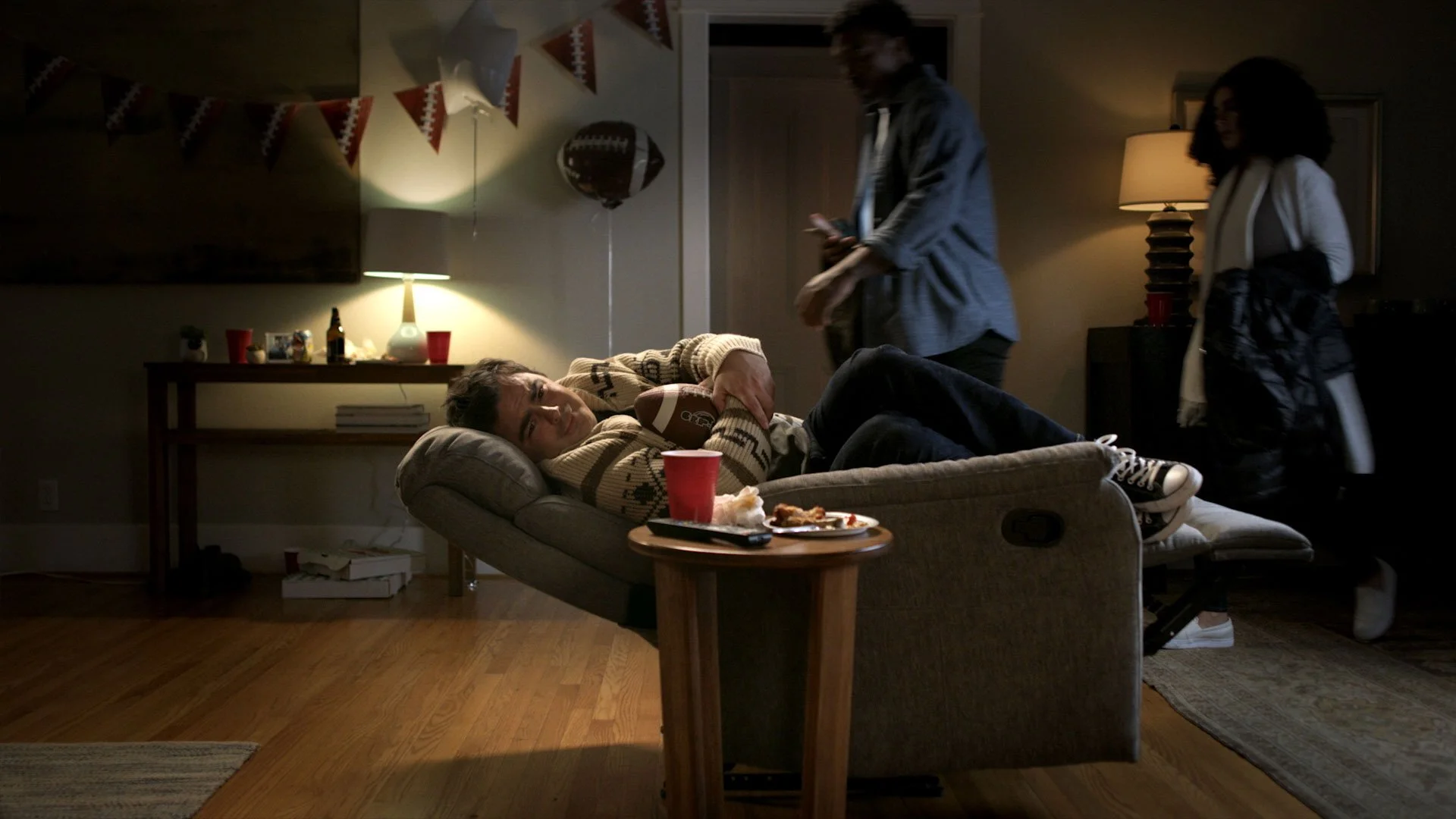 13-unhappyhour-screen-11.jpg