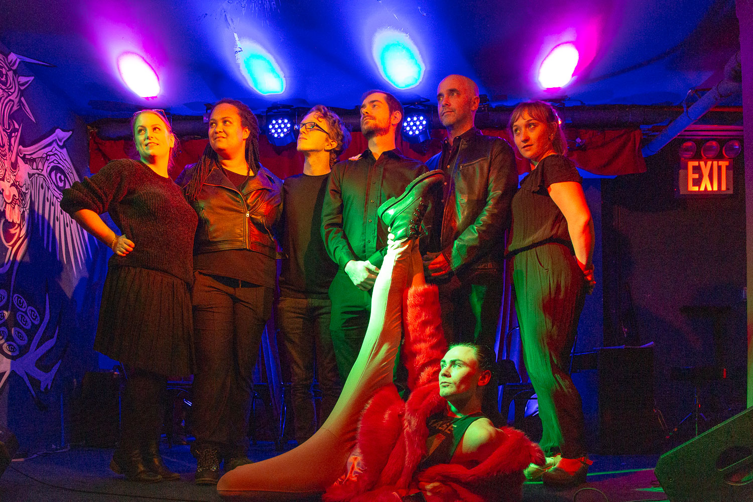From left to right: Molly Dillon, Alex Taylor, Sam Ogilvie, Logan T. McCoy, Chris Wight, Anna C. Watts, Moss Harrington (front). Photo by Theik Smith