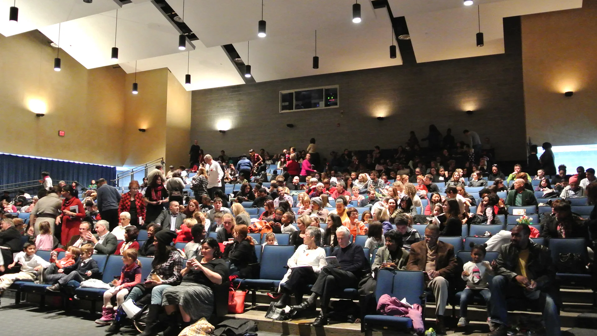 Nutcracker audience2.jpg