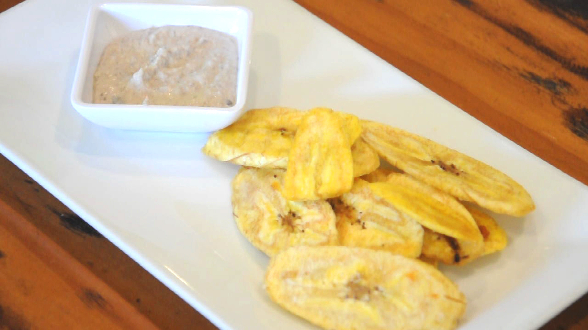 Black eyed pea hummus and plantain chips