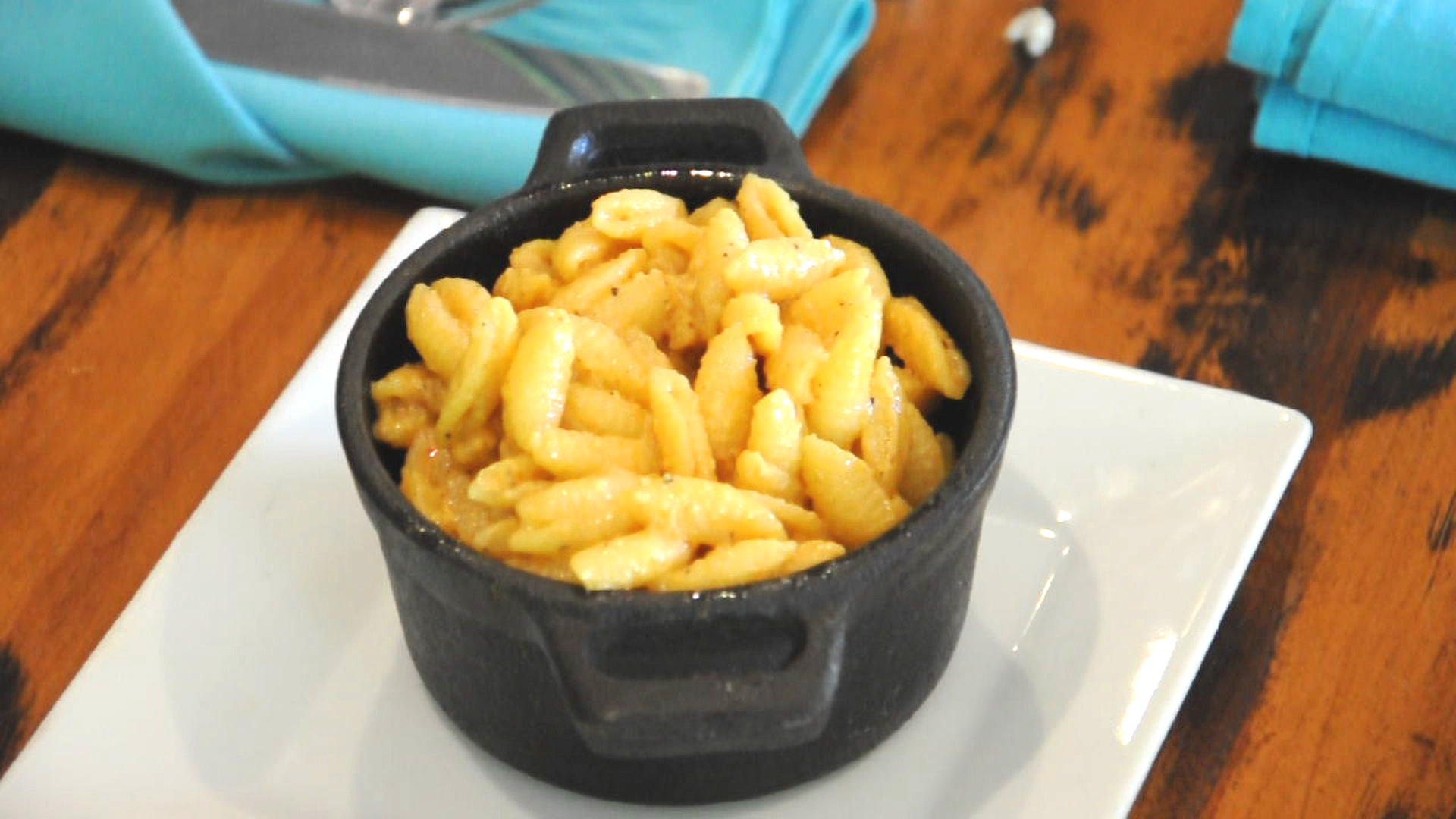 Vegan mac & cheese