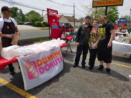 One of shoprite’s sponsors, Dunkin Donuts, offering festival attendees their choice of a free donut or free bag of munchkins. Photo courtesy of Shoprite of Brooklawn Spring Festival Facebook page.