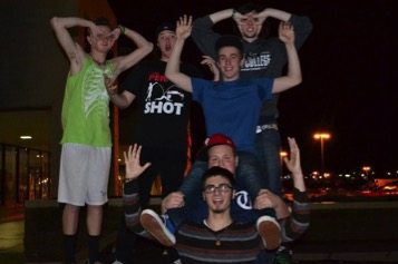 Hometown: NJ Genre: Alternative, Hardcore, Catchy https://www.facebook.com/carryalongthecoastline