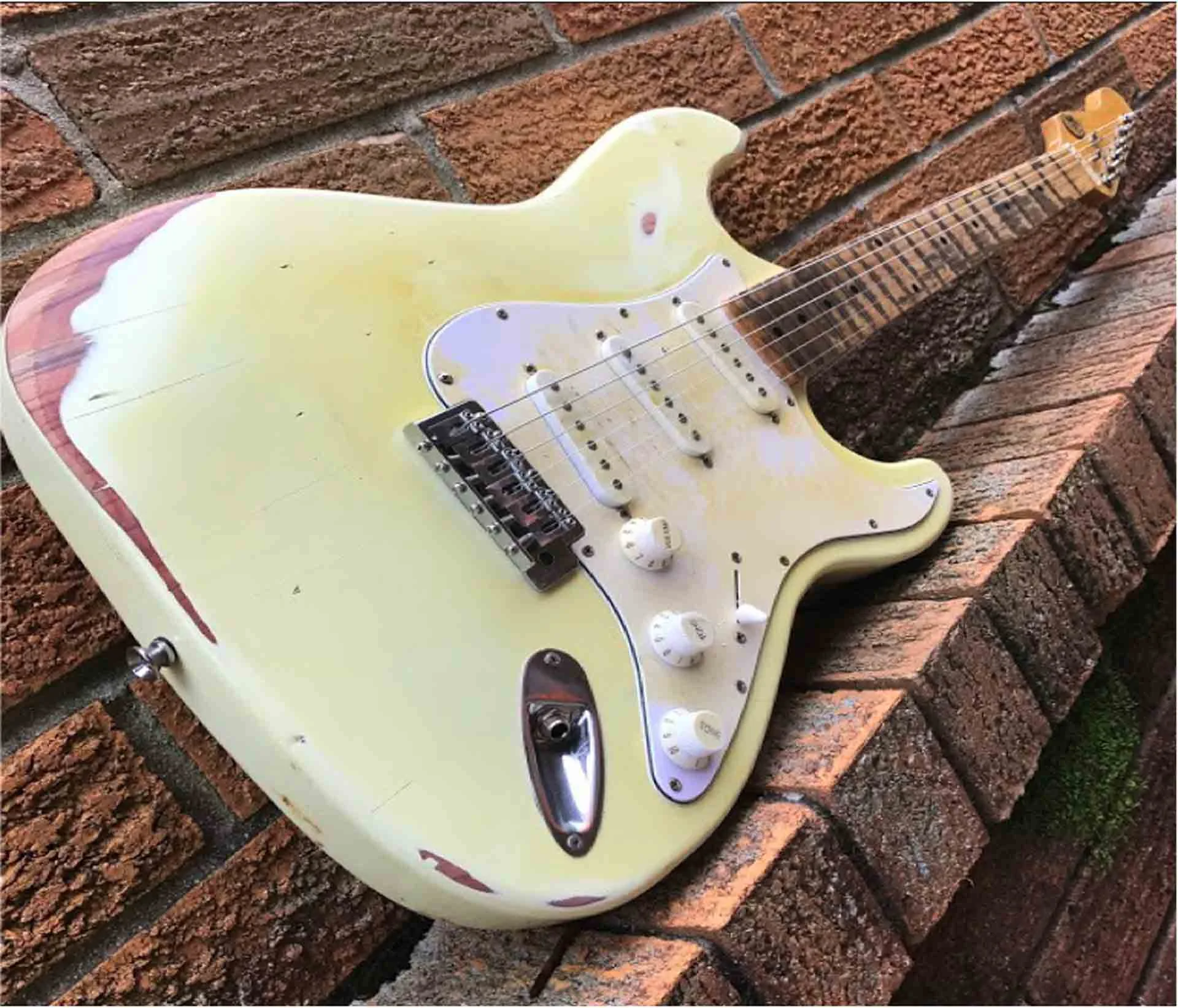 Black 35 yellow guitar.jpg