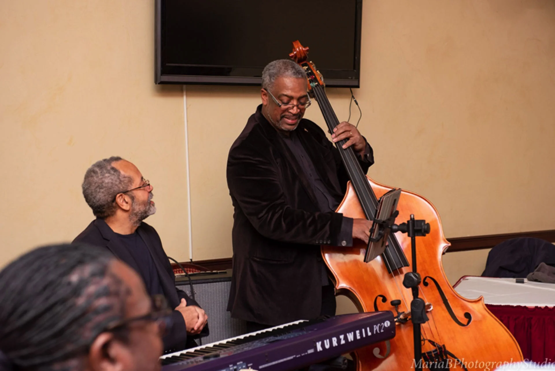 Nat Adderley, Jr. (piano) and Darryl Clark (bass). Photo by Maria B. Photography Studio .