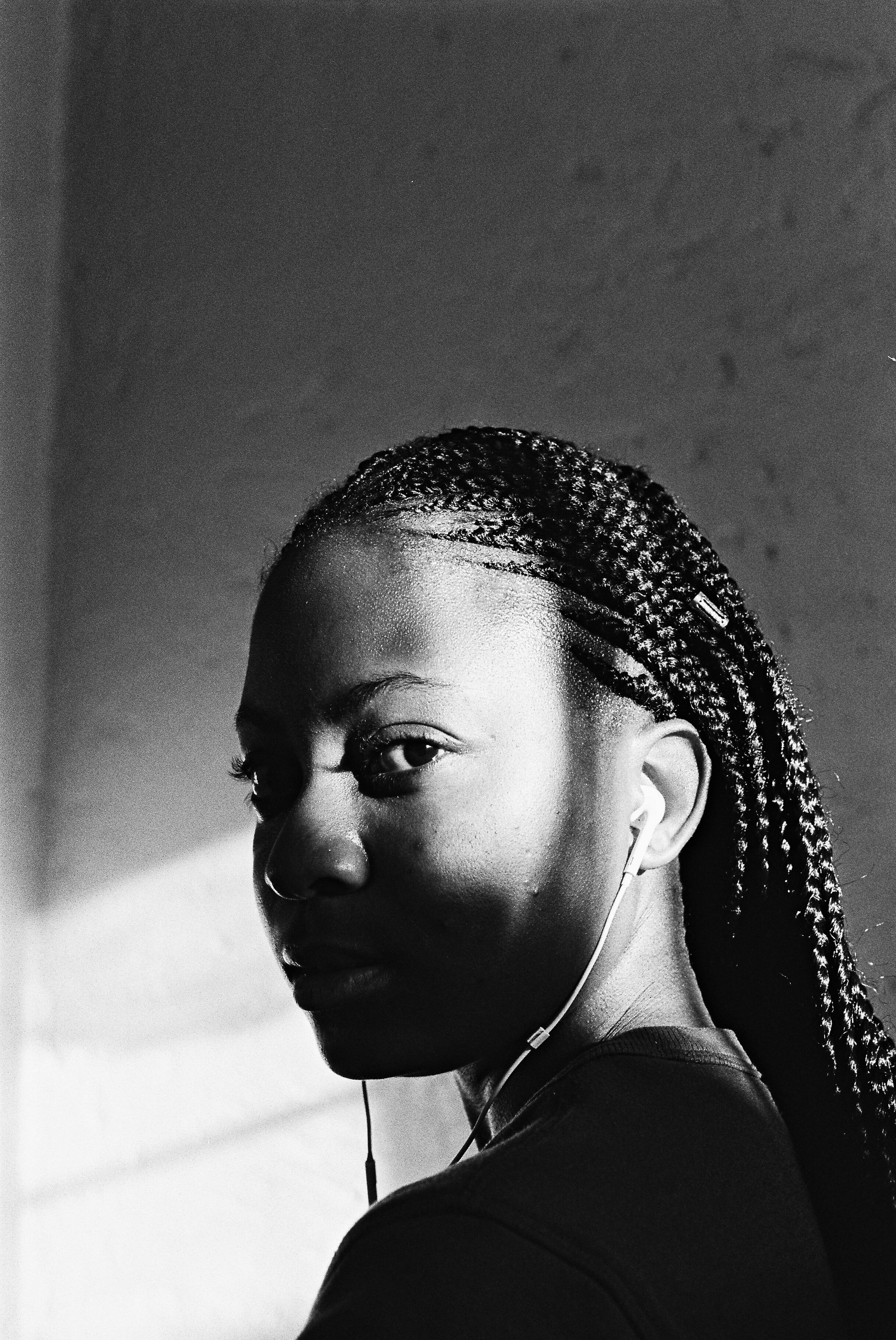 Roderick Laka B&W_Ilford HP5-4.jpg