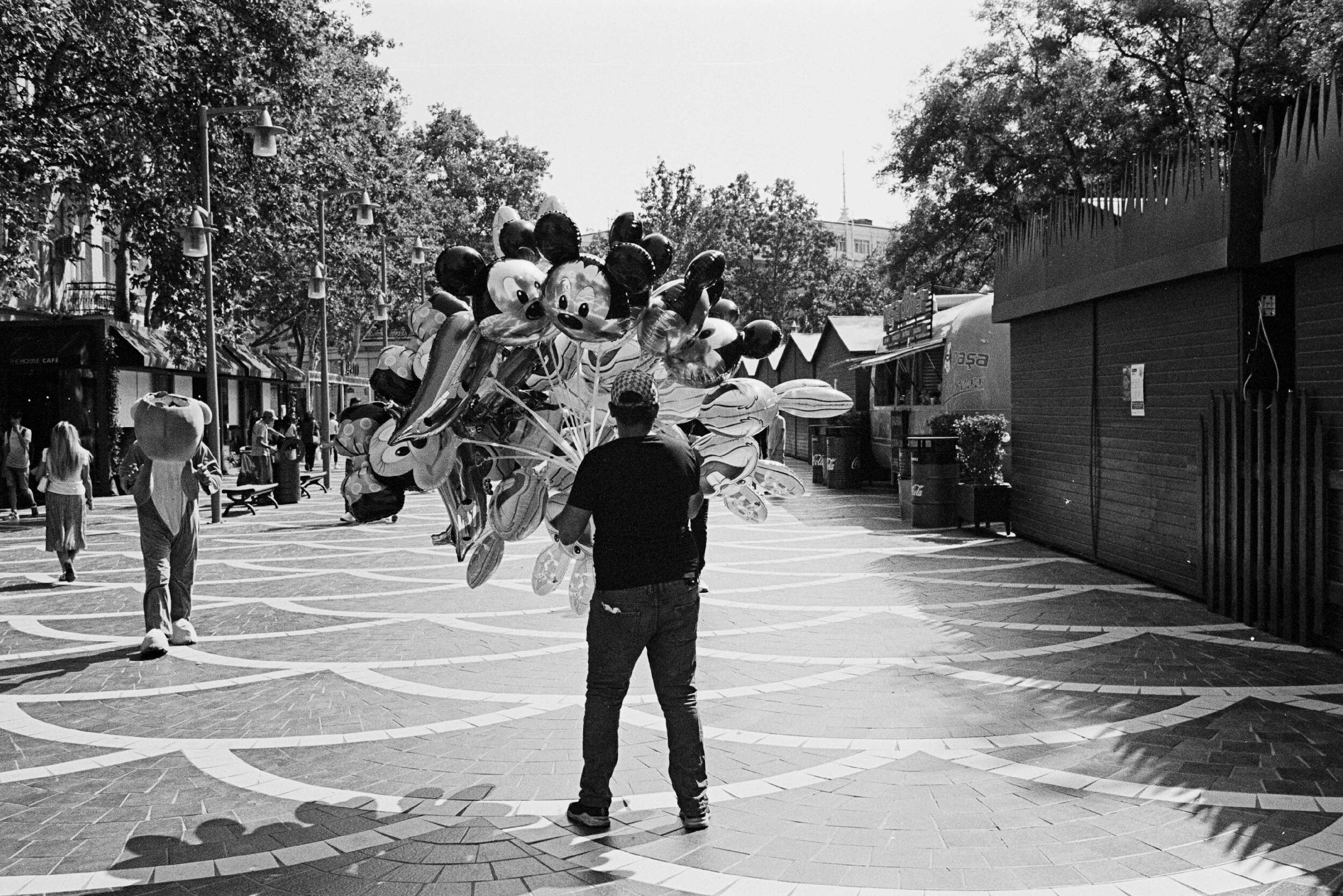 Nikon FM 4.jpeg