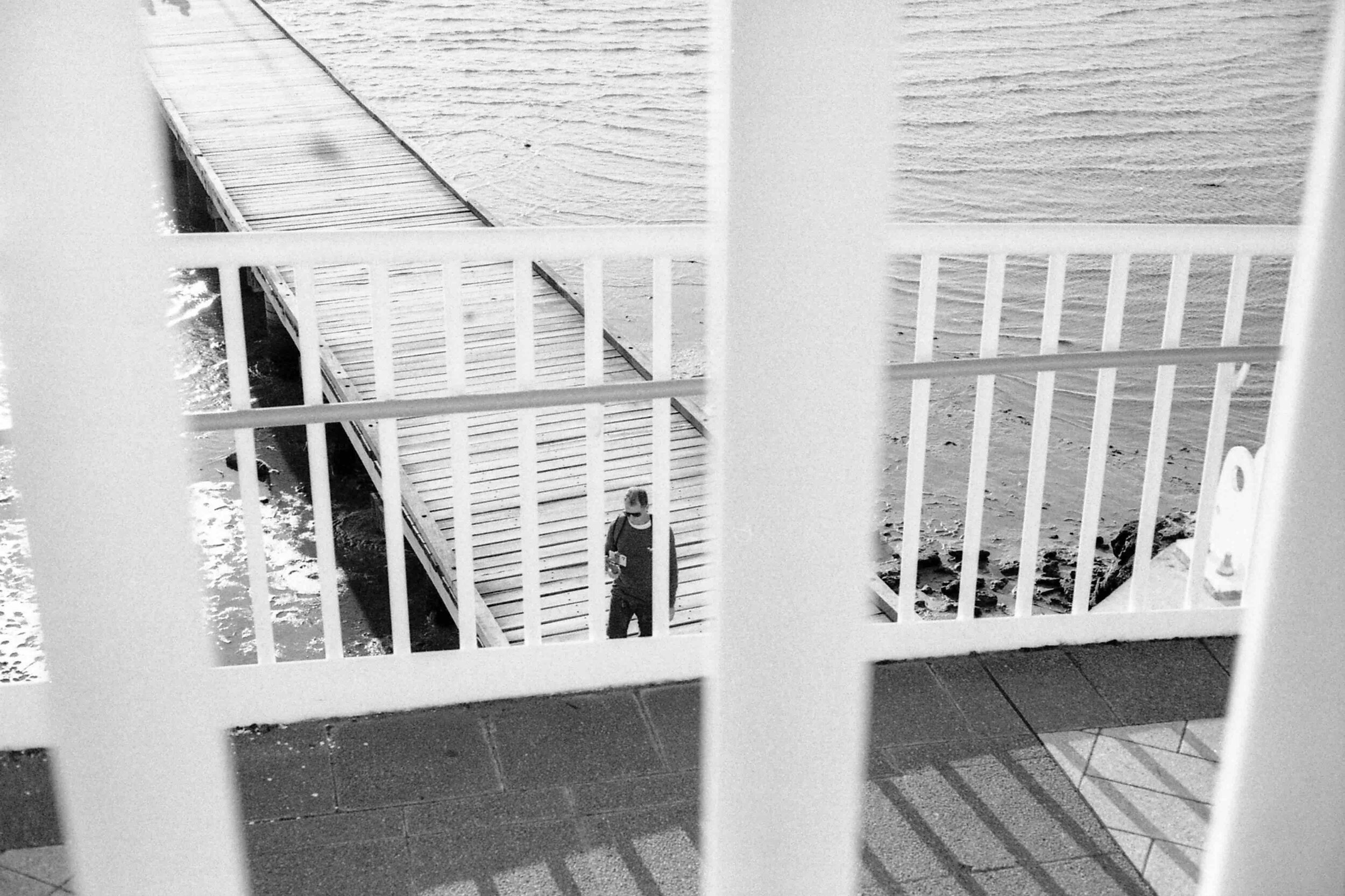7 - Yashica Electro 35 GSN - Expired AGFA APX100 - dev Rodinal.jpeg