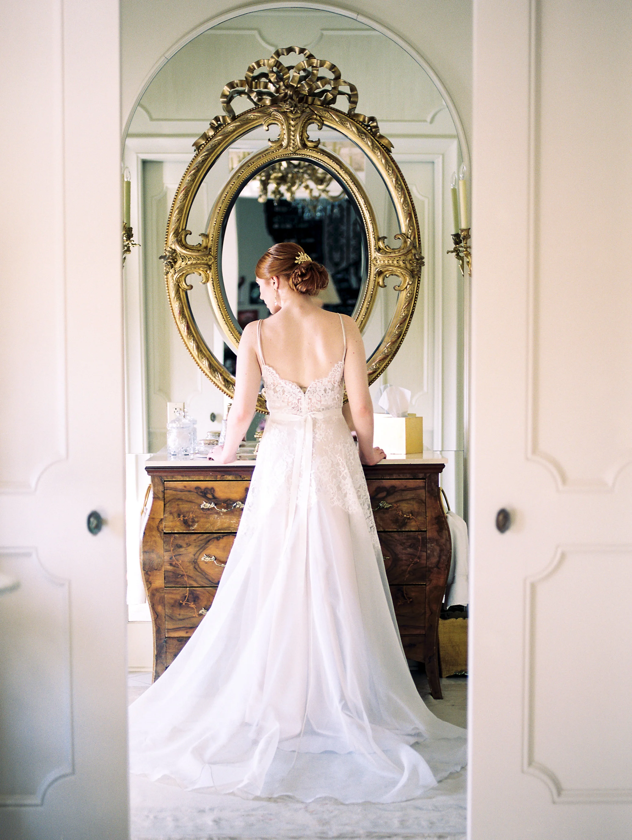 Spurlé Gul Studio - Dover Hall Estate | Photography: Lissa Ryan Photography | Planning & Creative Direction: Claire Duran Wedding & Events | Paper Goods & Calligraphy: Spurlé Gul Studio
