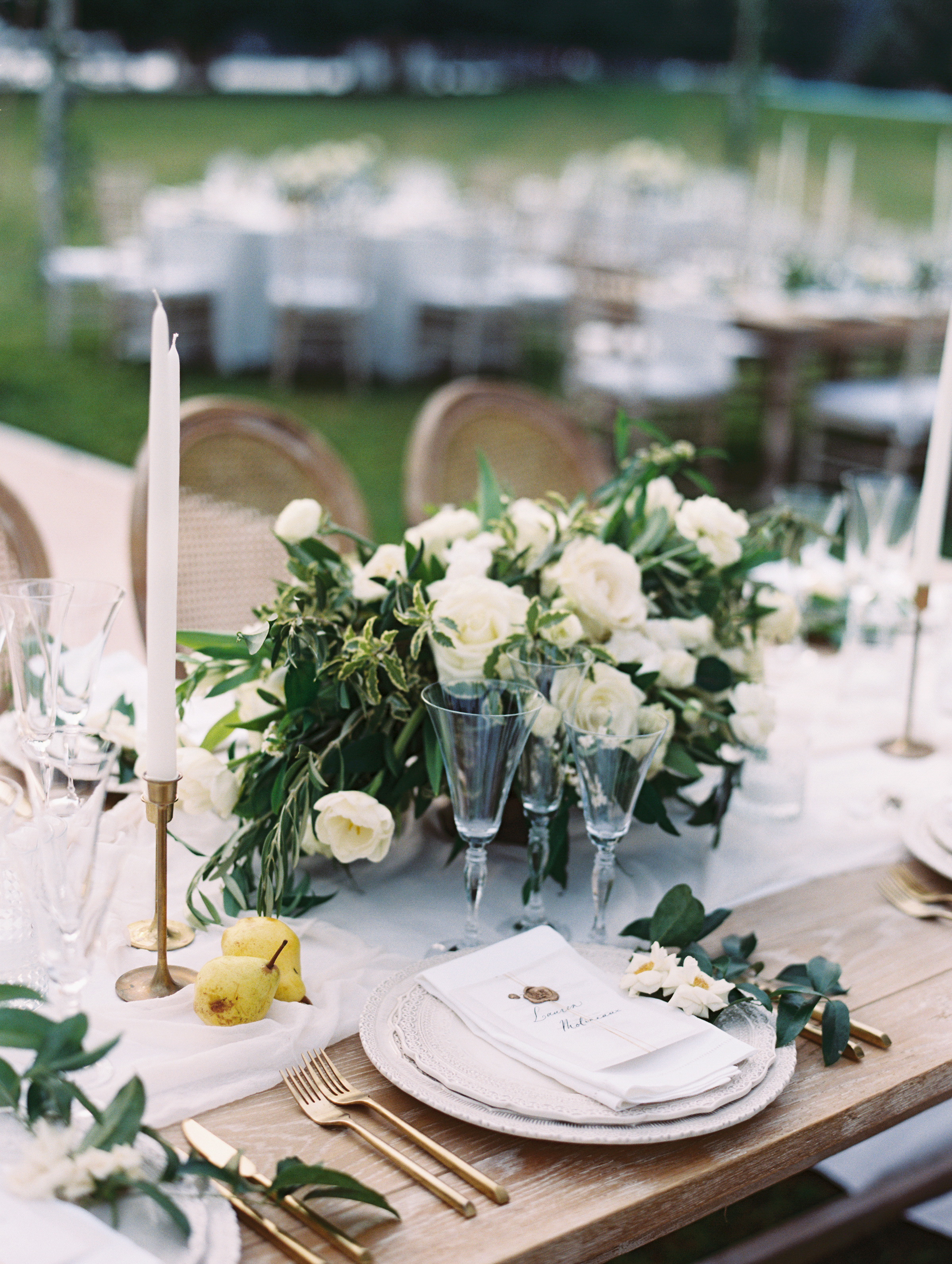 Photography: Lisa Ziesing with Abby Jiu Photography | Planning & Styling: Lauryn Prattes Styling and Events | Handmade Paper & Calligraphy: Spurlé Gul Studio | Florals: Sweet Root Village