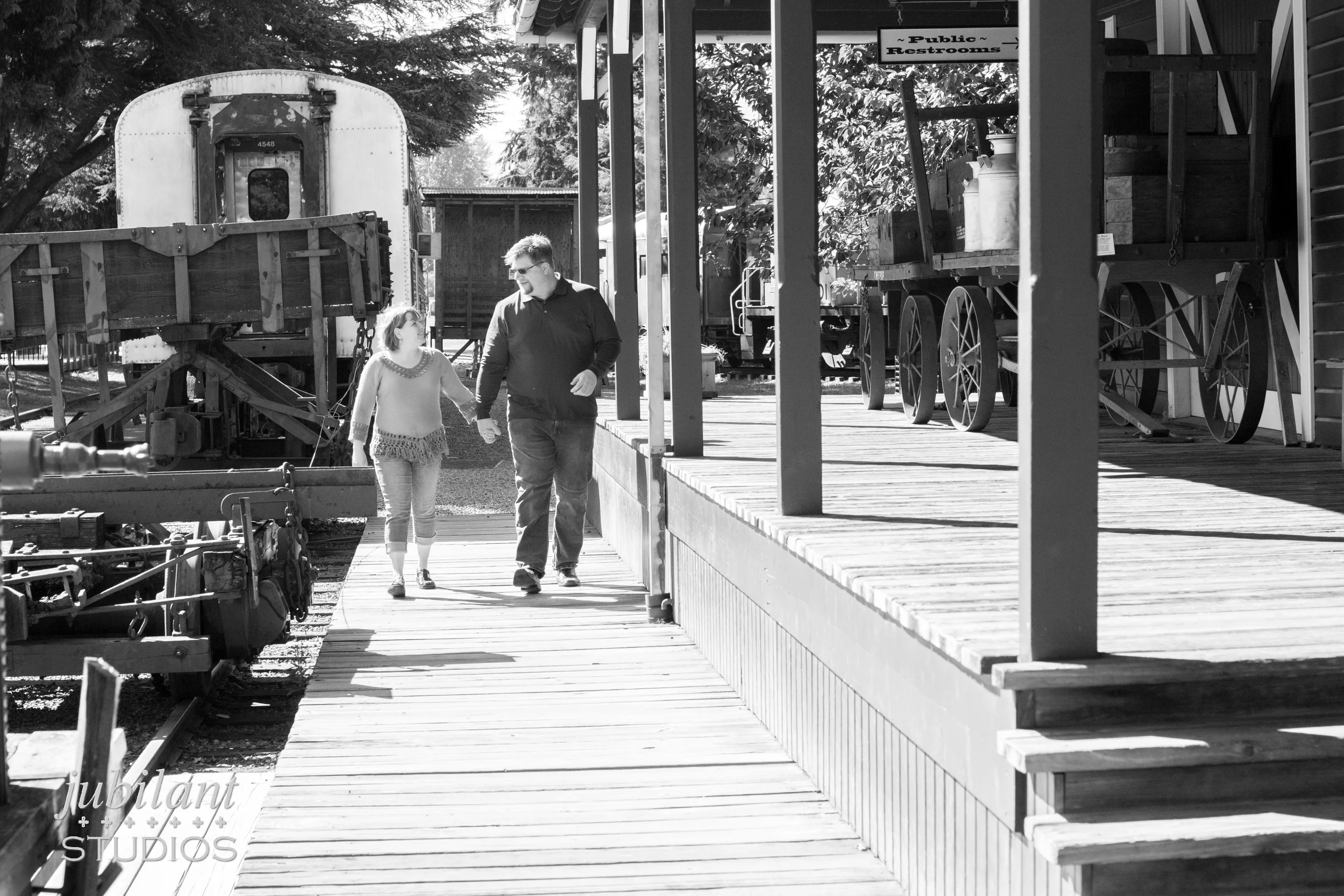 Robin and Chad Engagement-3.jpg