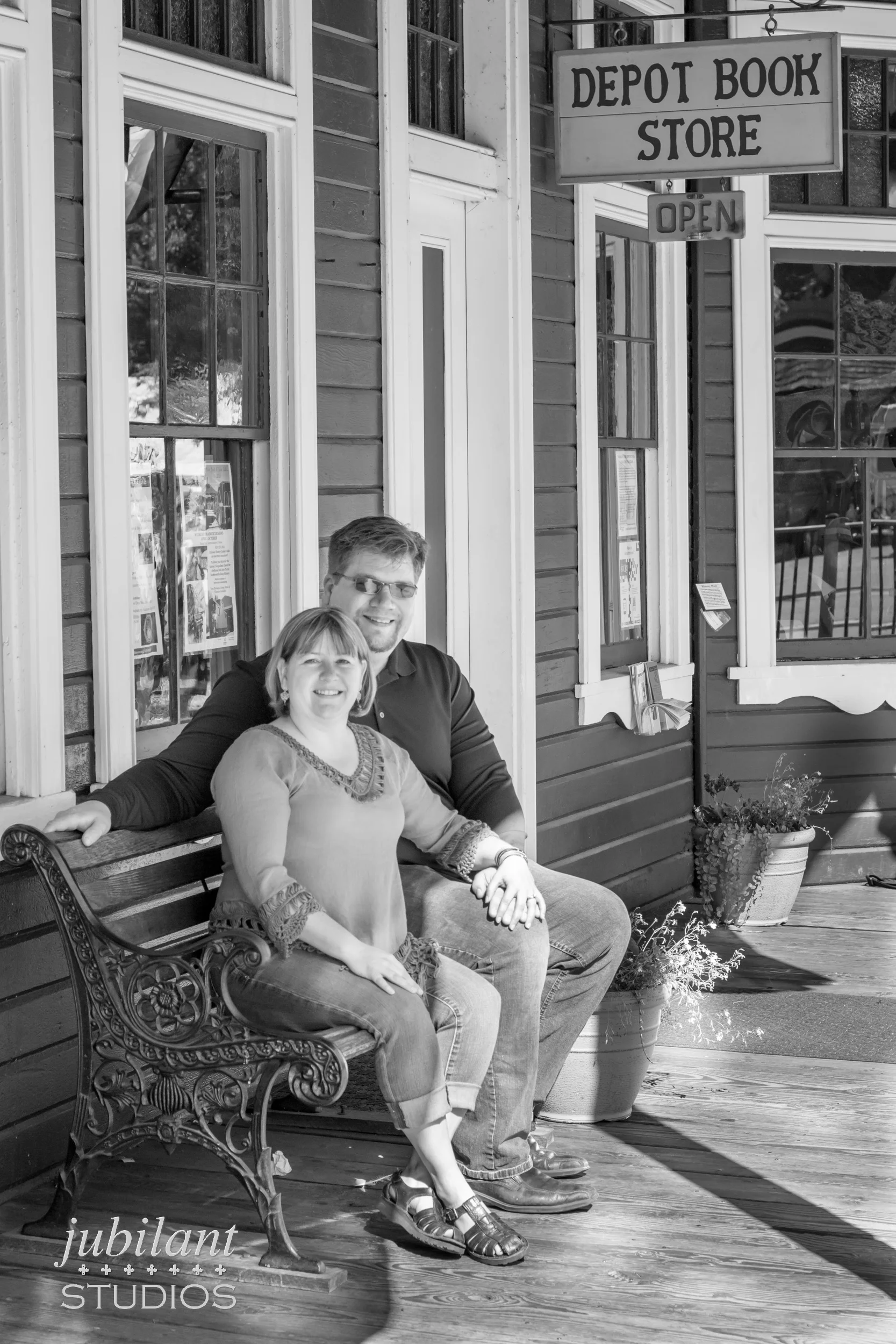 Robin and Chad Engagement-5.jpg