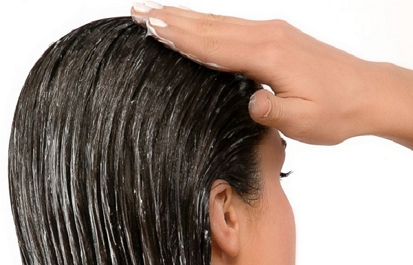 Overnight-Honey-Olive-Oil-Hair-Mask-Recipe-and-Benefits-1.jpg