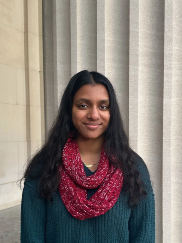 Leonah Esteves: Social Team