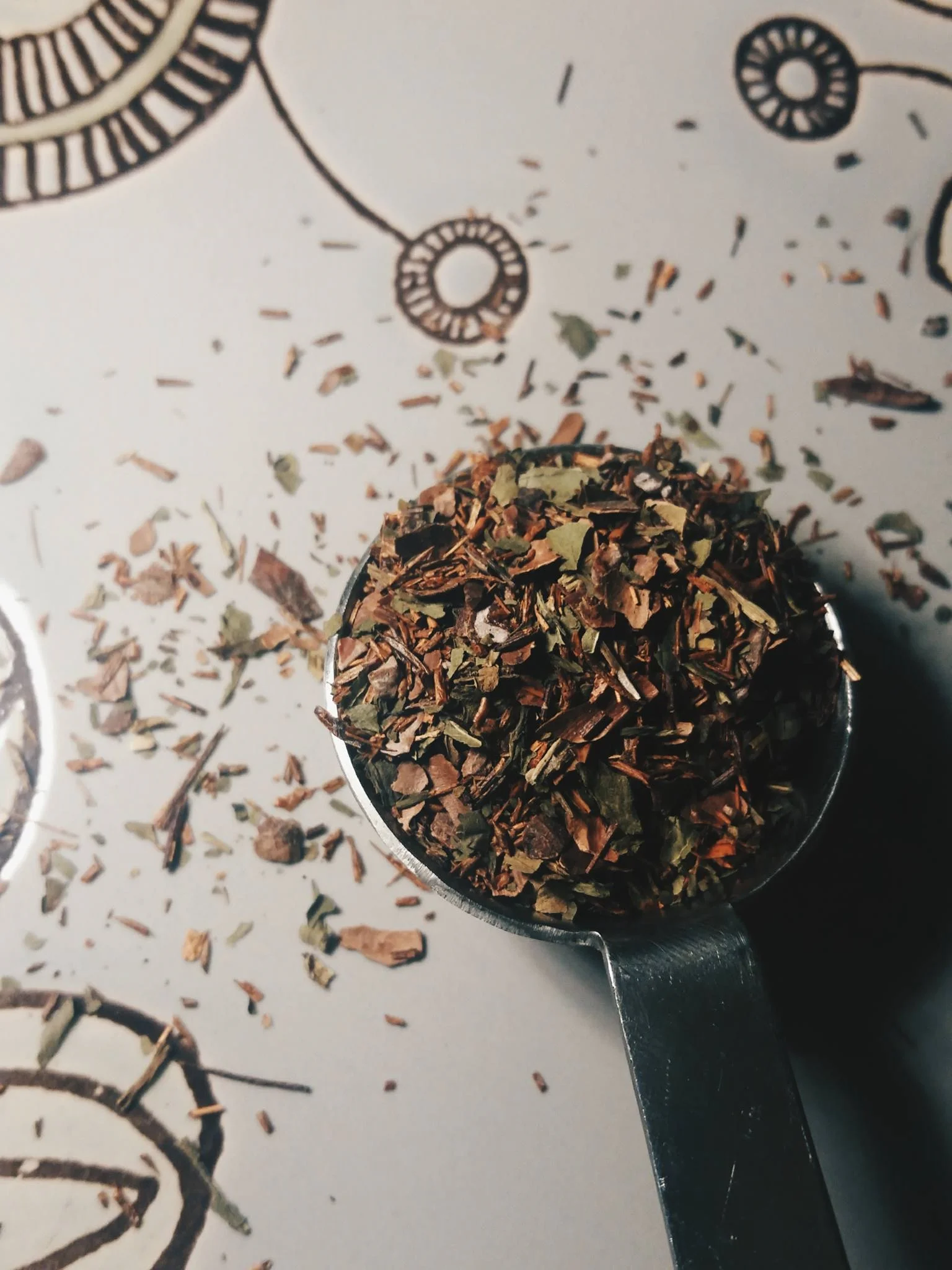 With a Rooibos base, the leaves are beautiful. 