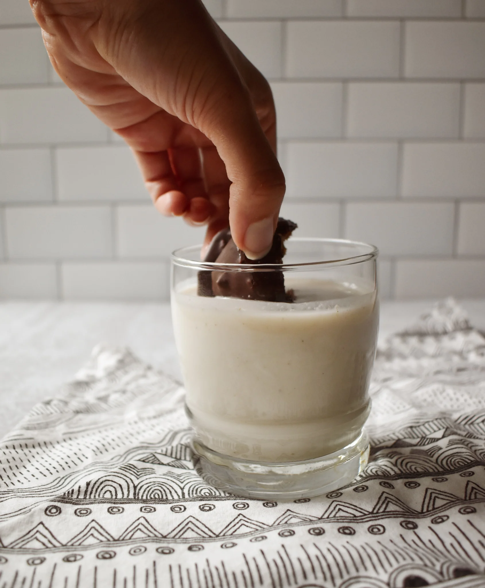 dippingoatmealcreampieinmilk.jpeg