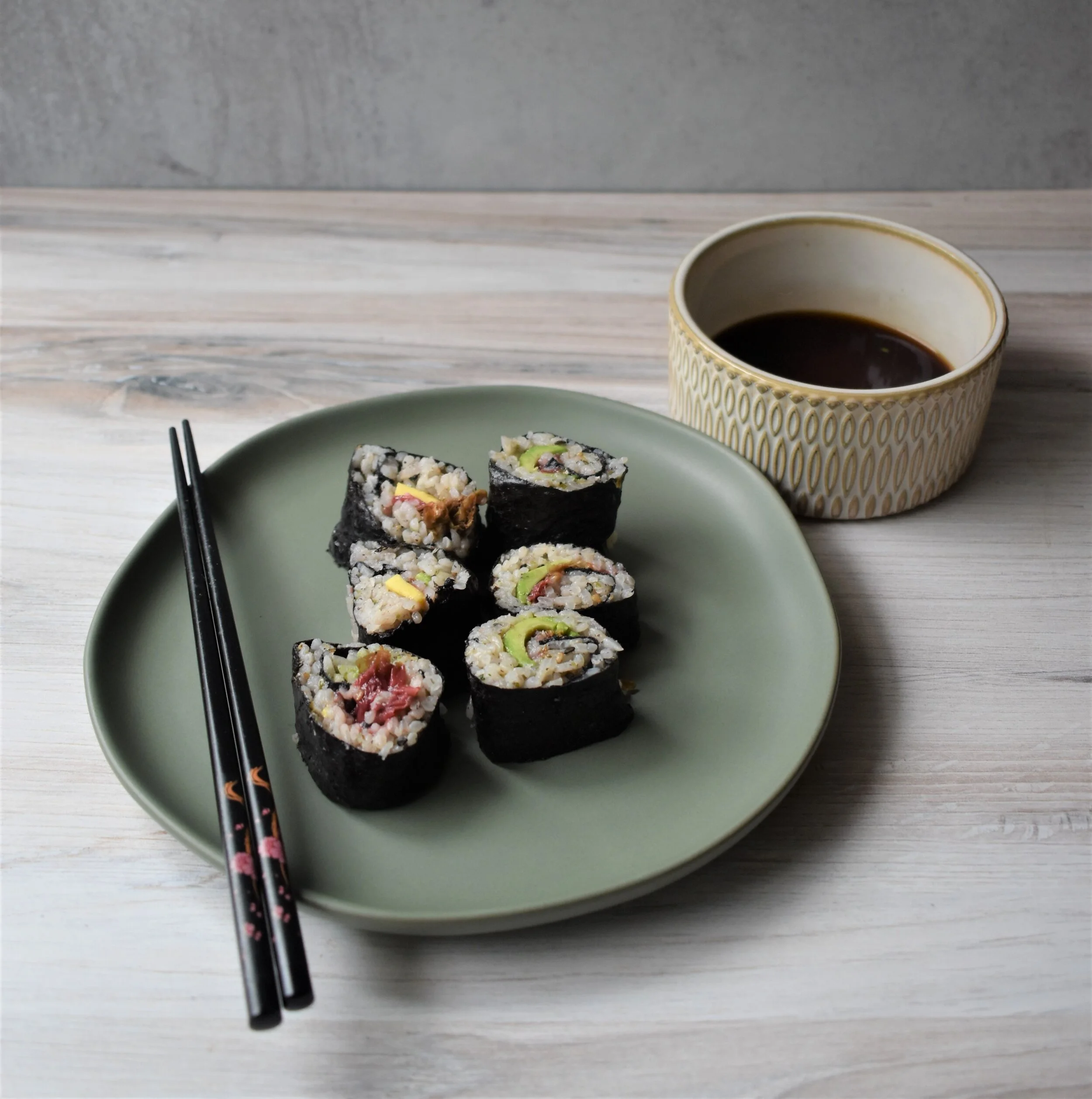 3 ways to Incorporate tea into your homemade sushi — Tea Thoughts