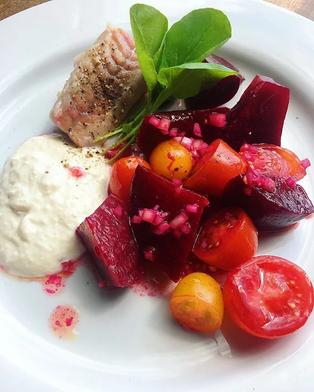 smoked eel, tomato, beet, horseradish .
.
.
#asheville #avleats #riverartsdistrict #food #dinner #foodandwine #foodporn #foodphotography #lefooding #eat #eater #eats #eatstagram #smallplates #cuisine #local #buylocal #tomato #beet #eel #watercress