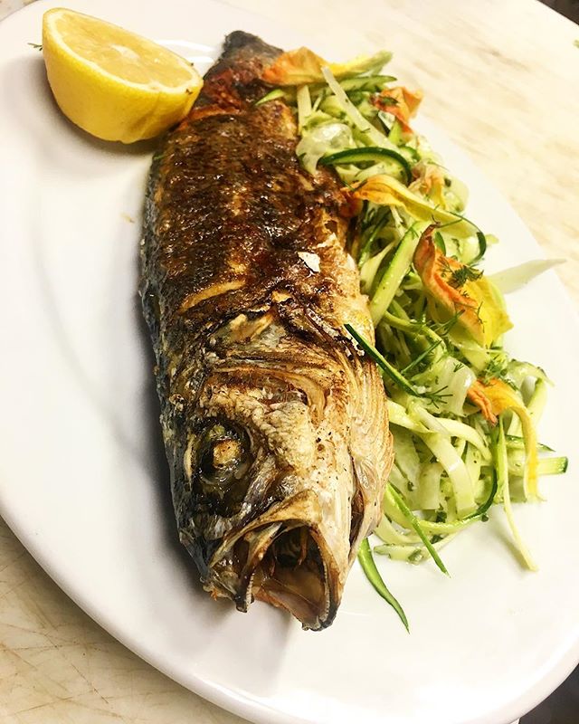 whole sea bass, summer squash, fennel, pistou .
.
.
#asheville #dinner #entree #fresh #eater #riverartsdistrict #lefooding #eat #eats #eatstagram #seabass #mediterranean #bones #squash #fennel