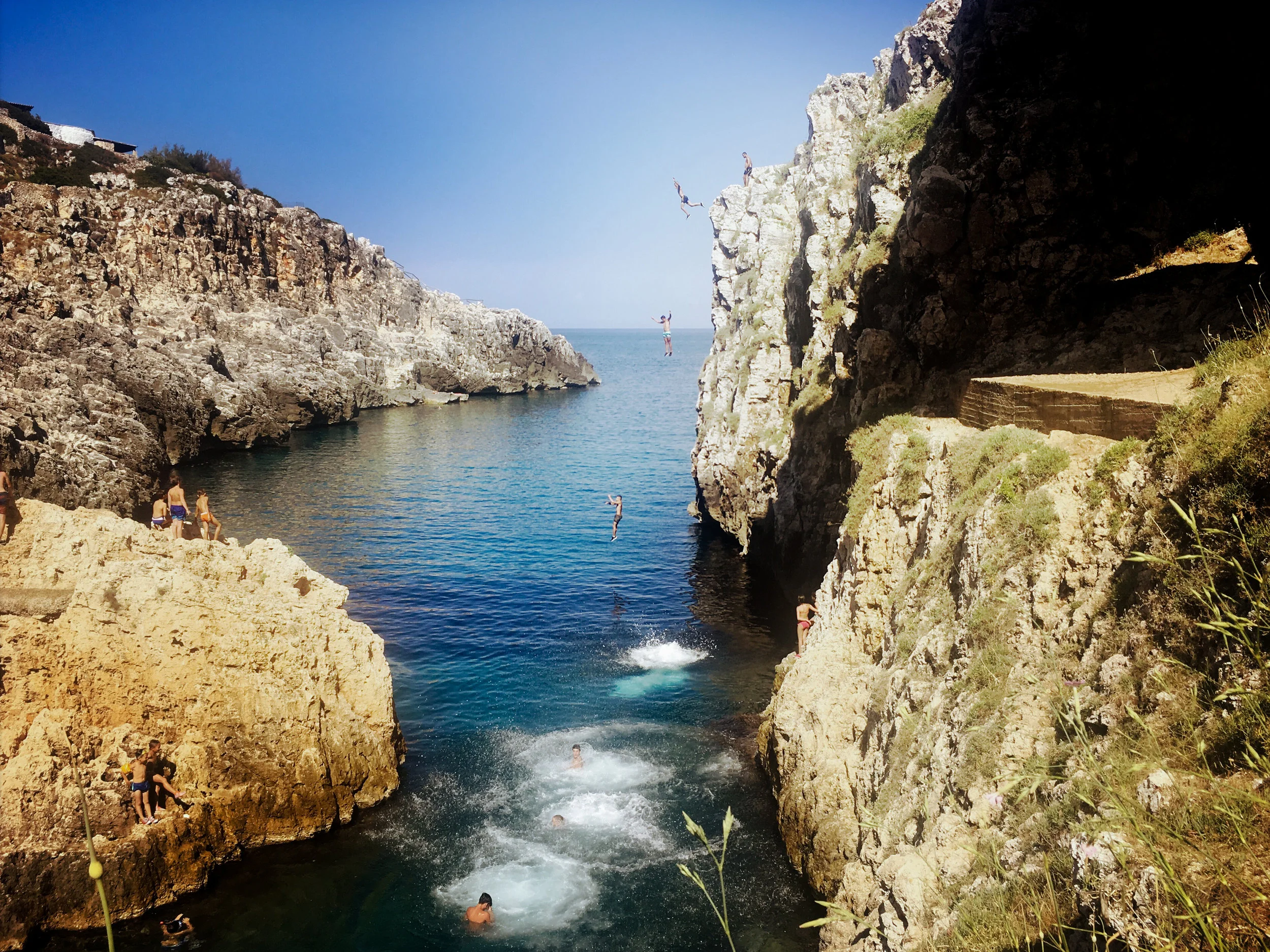 Cliff Diving Cascade · Ponte Ciolo · Salento, Puglia