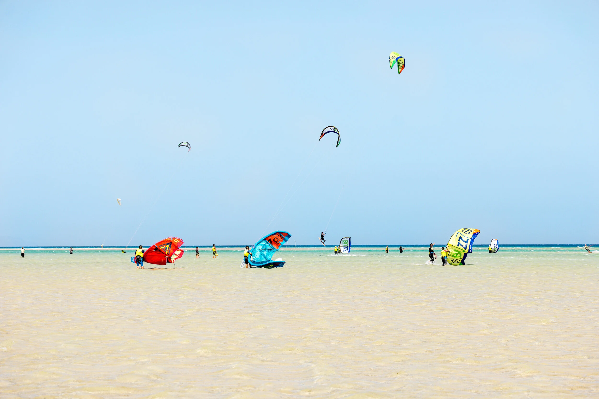 Kitesurfing Playa de Sotavento · Aldiana Club Fuerteventura (Copy)