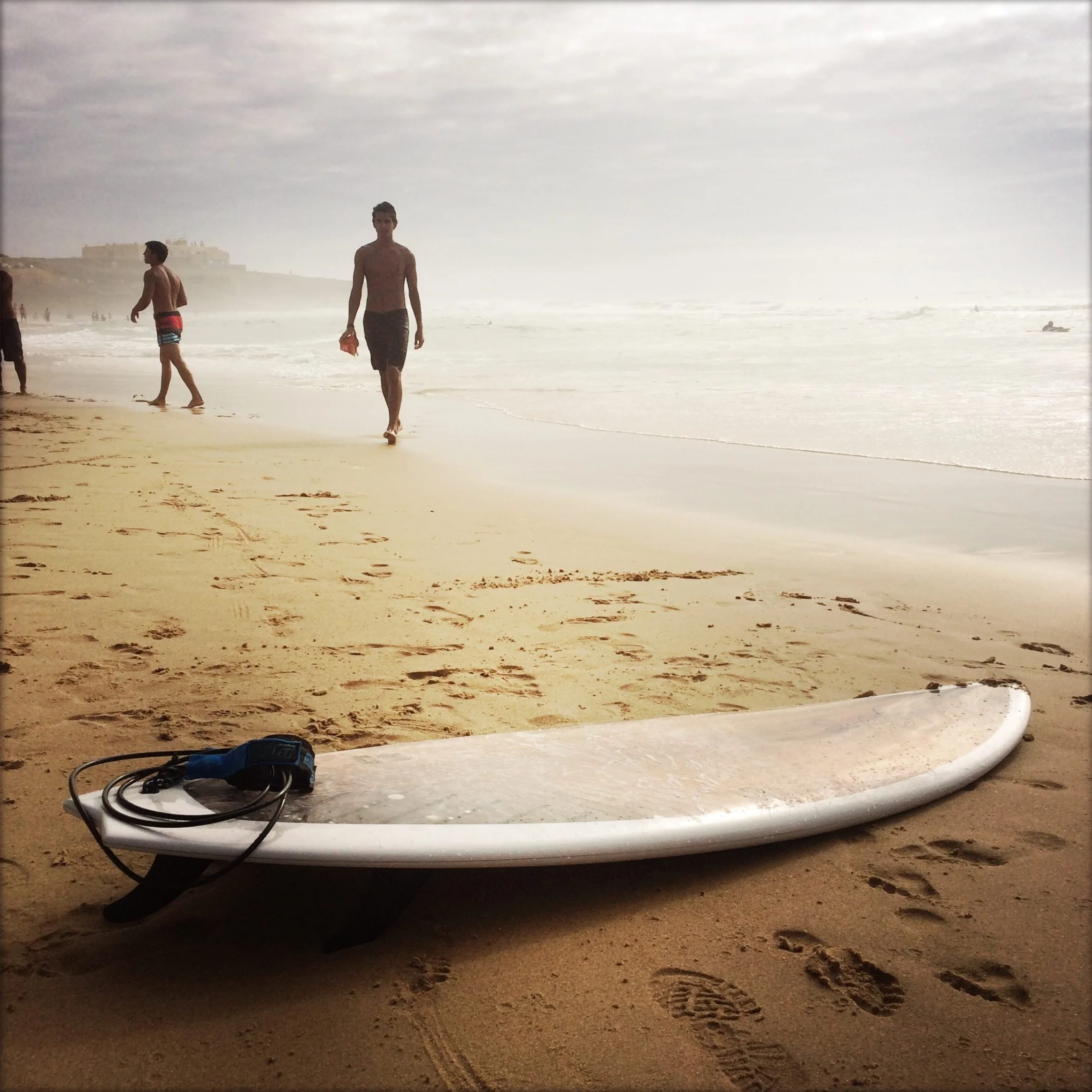 Surfboard & Foodsteps (Copy)