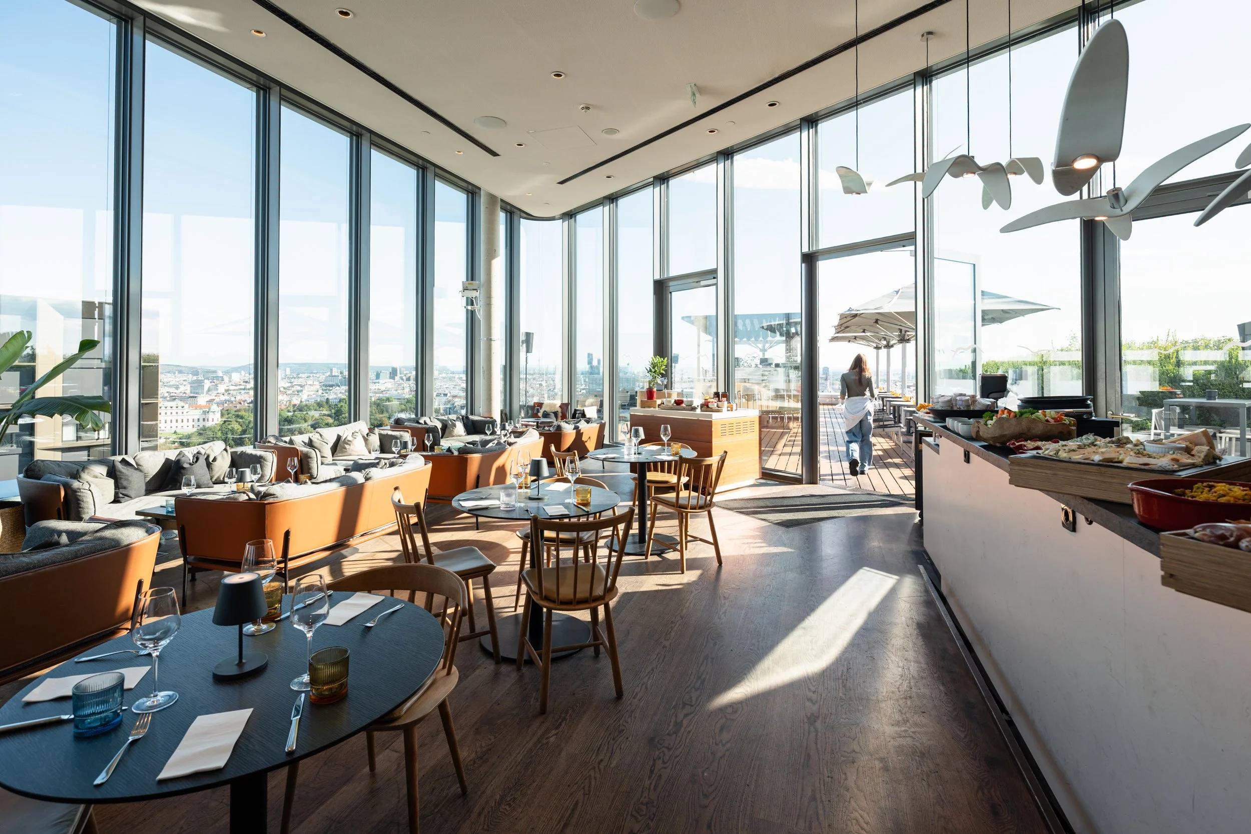 Rooftop-Restaurant & Bar Aurora · Hyatt Regency Vienna 