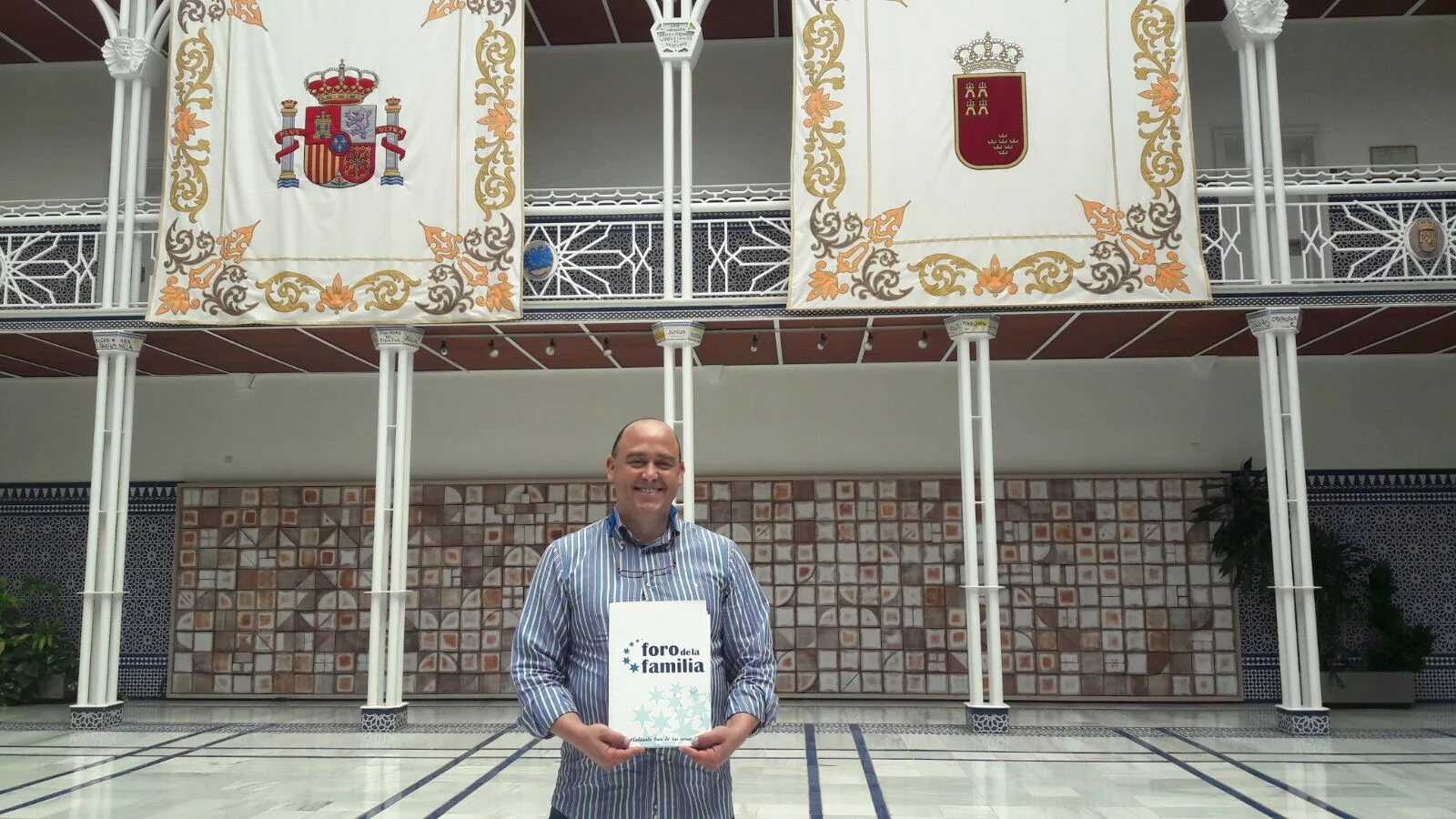 Foro de la Familia Región de Murcia ha solicitado información a la Asamblea Regional sobre la tramitación de la ley LGBTI.